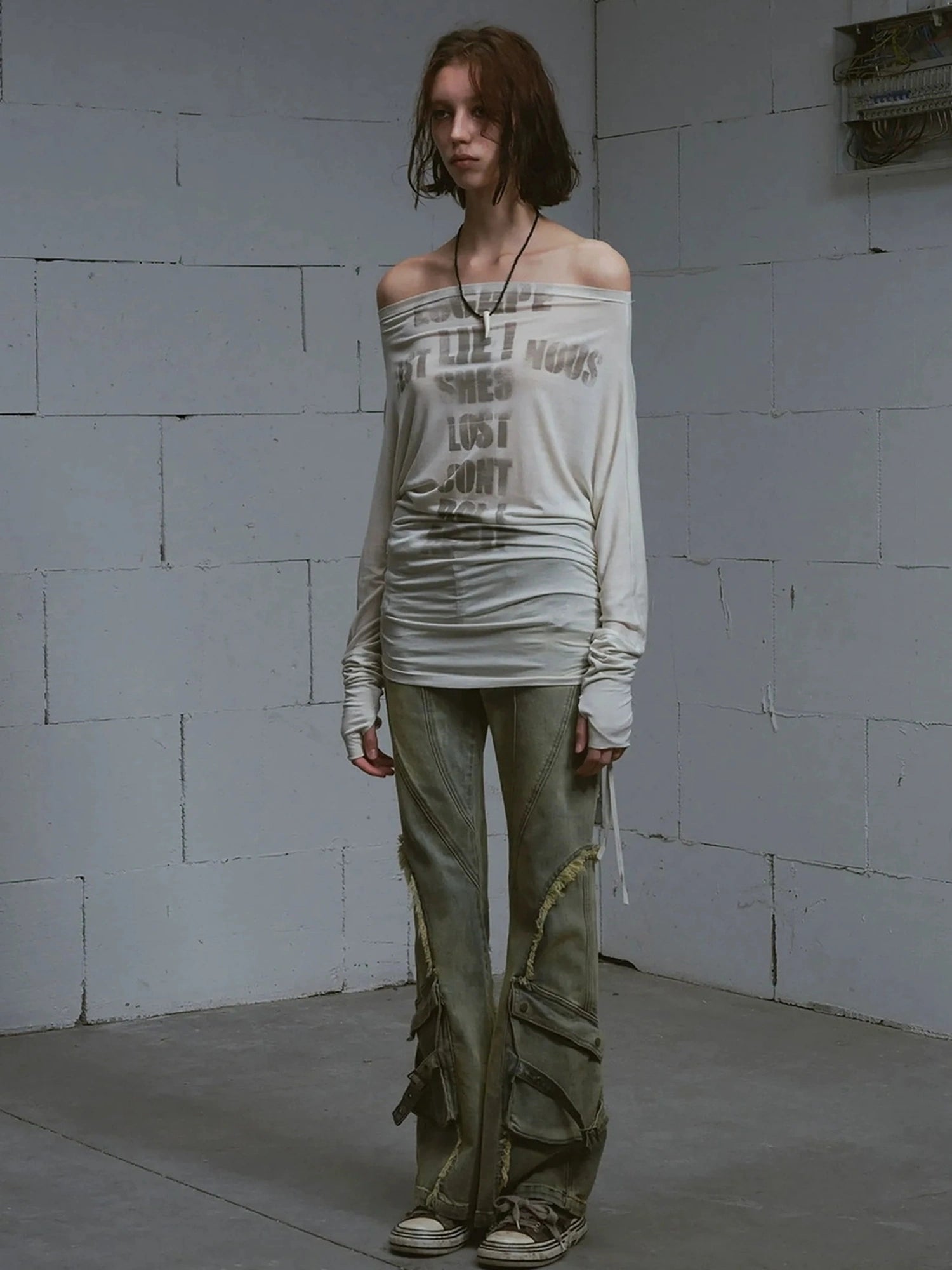 Chinese Clothing Cest Nous Update Vintage Distressed Raw Hem Flared Jeans