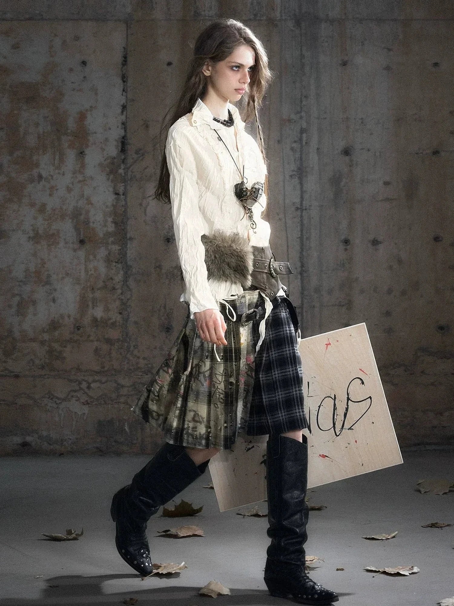 Chinese Clothing Cest Nous Update Vintage Dyed Leather Fur Patch Waist Belt