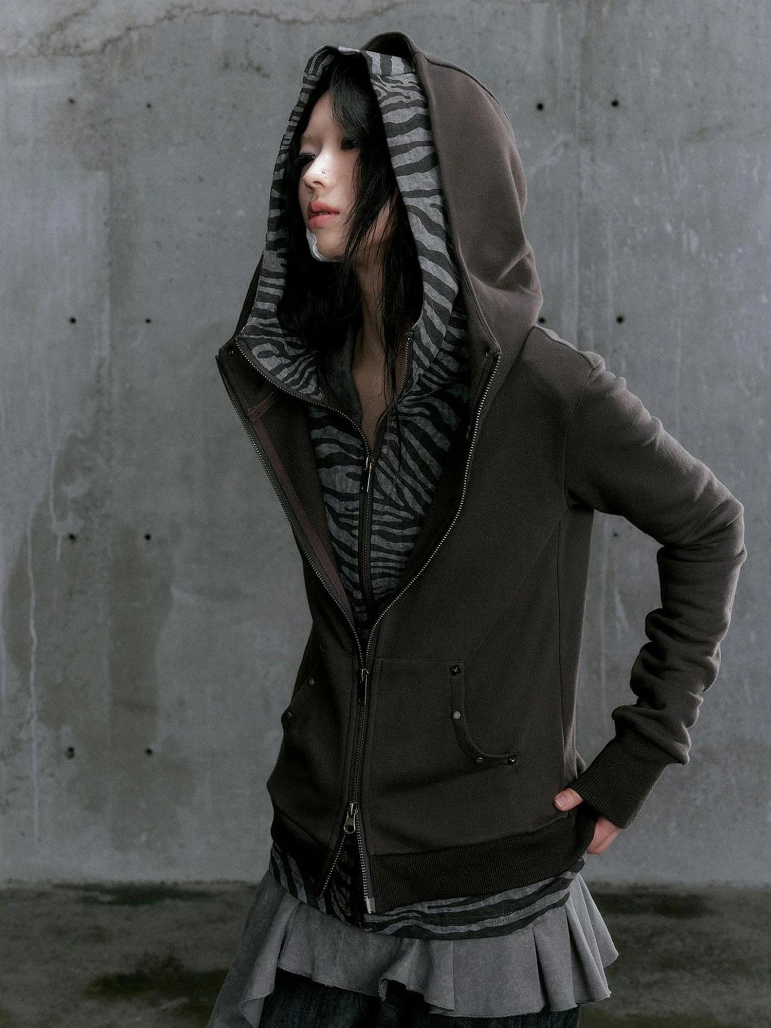 Chinese Clothing Cest Nous Update Vintage Studded Two Tone Zip Hoodie