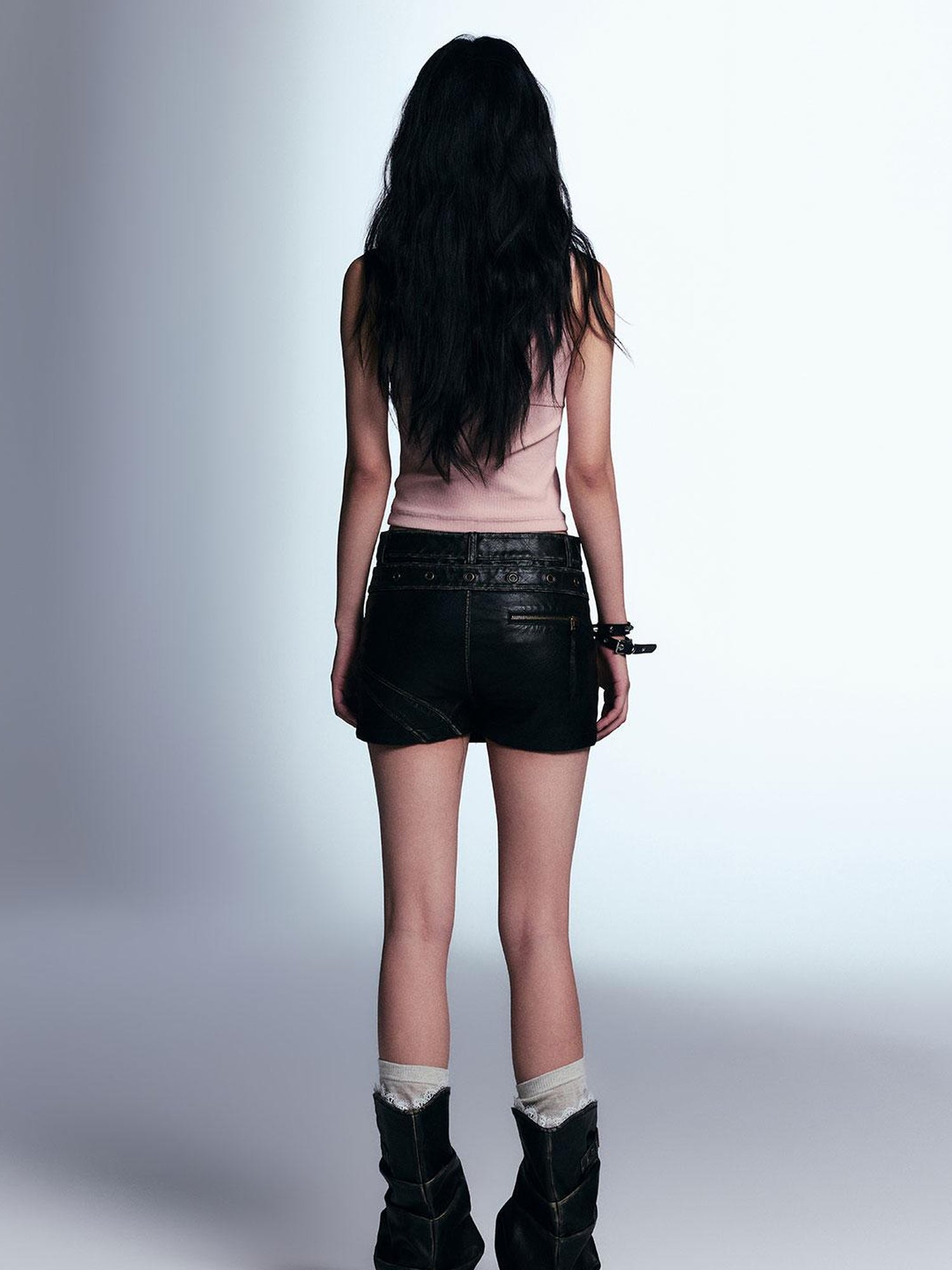 Cest Nous Vintage Distressed A Line Leather Short Skorts