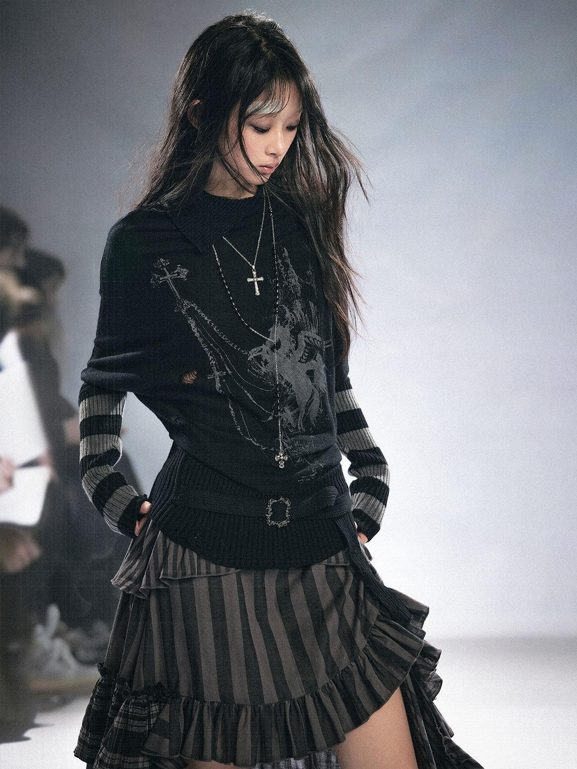 Cest Nous Wool Blend Punk Batwing Sleeve Regular Fit Women Striped Character T-Shirt