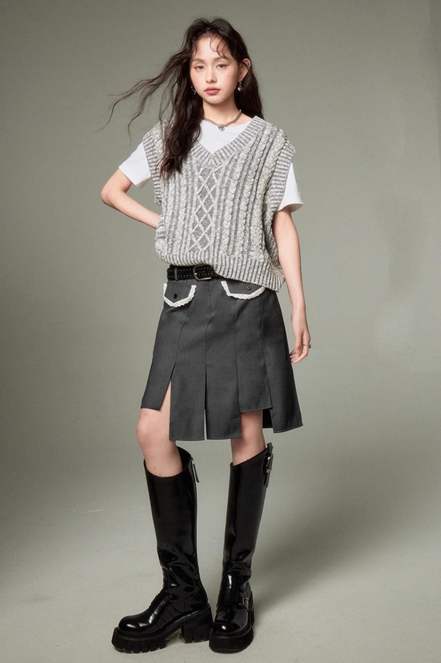 DIDDI MODA Classic Cable Knit V Neck Sweater Vest