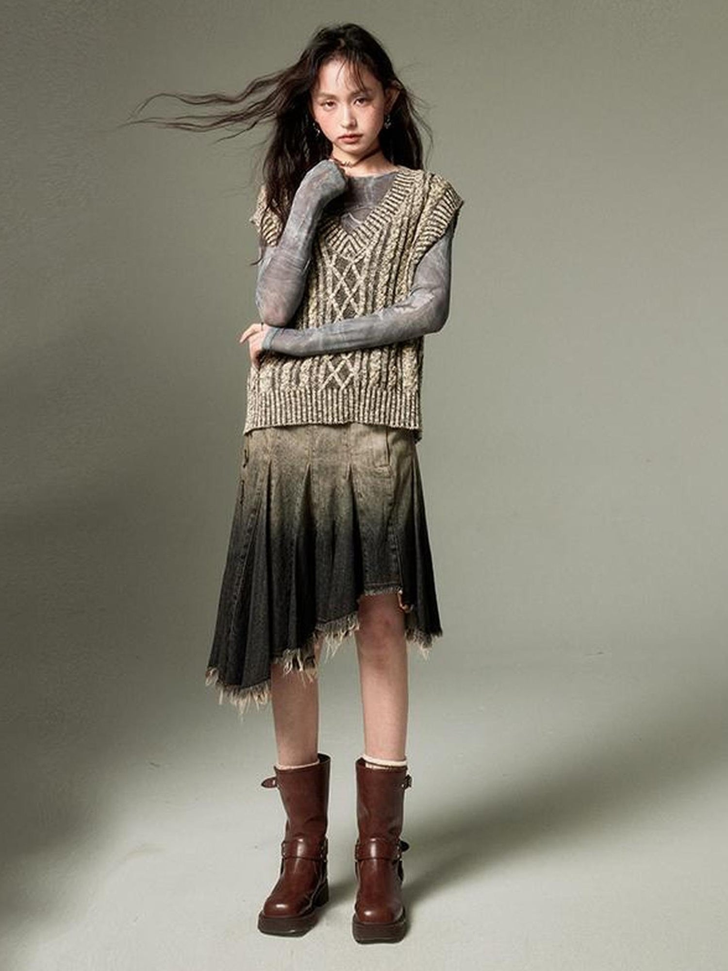 DIDDI MODA Classic Cable Knit V Neck Sweater Vest