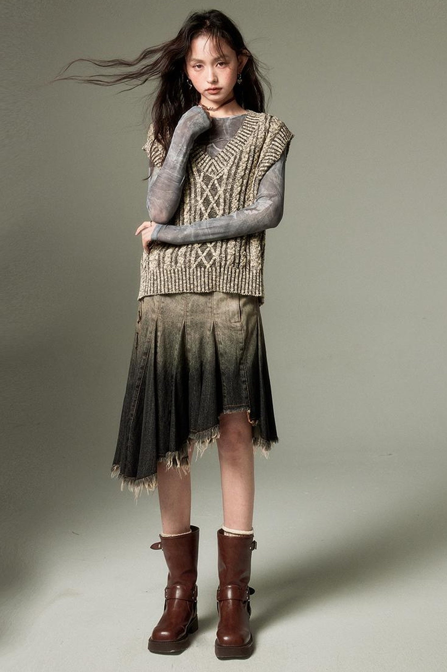 DIDDI MODA Classic Cable Knit V Neck Sweater Vest