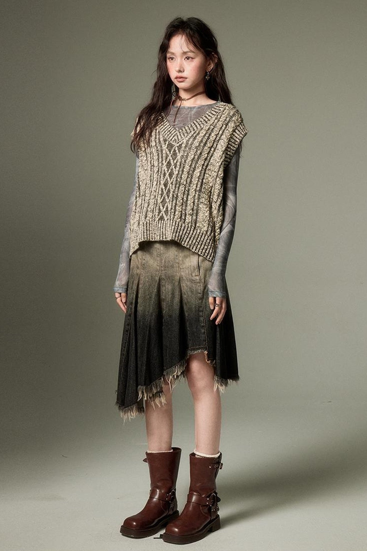 DIDDI MODA Classic Cable Knit V Neck Sweater Vest