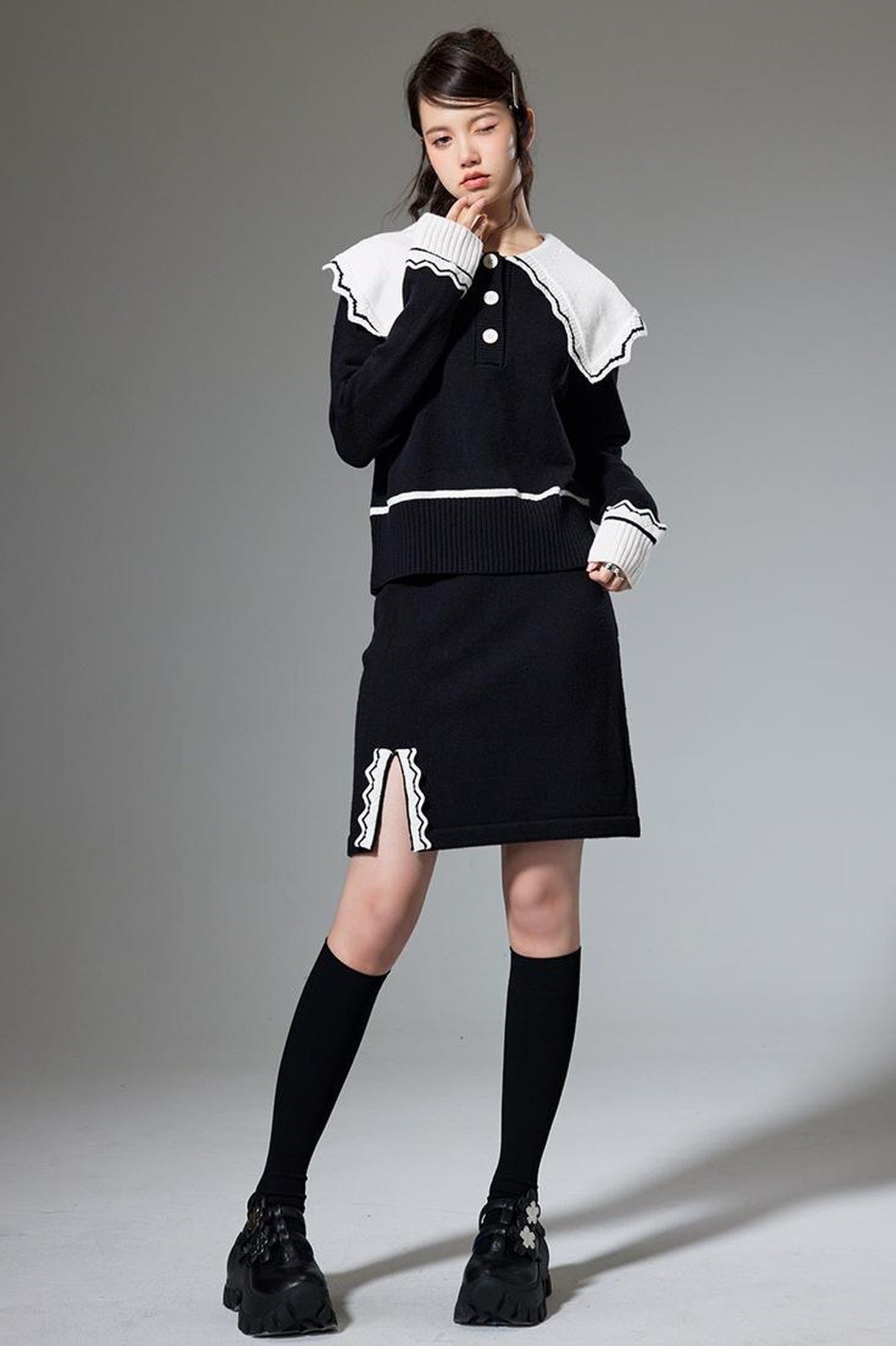 DIDDI MODA Classic Color Block Lace Collar Knit Set