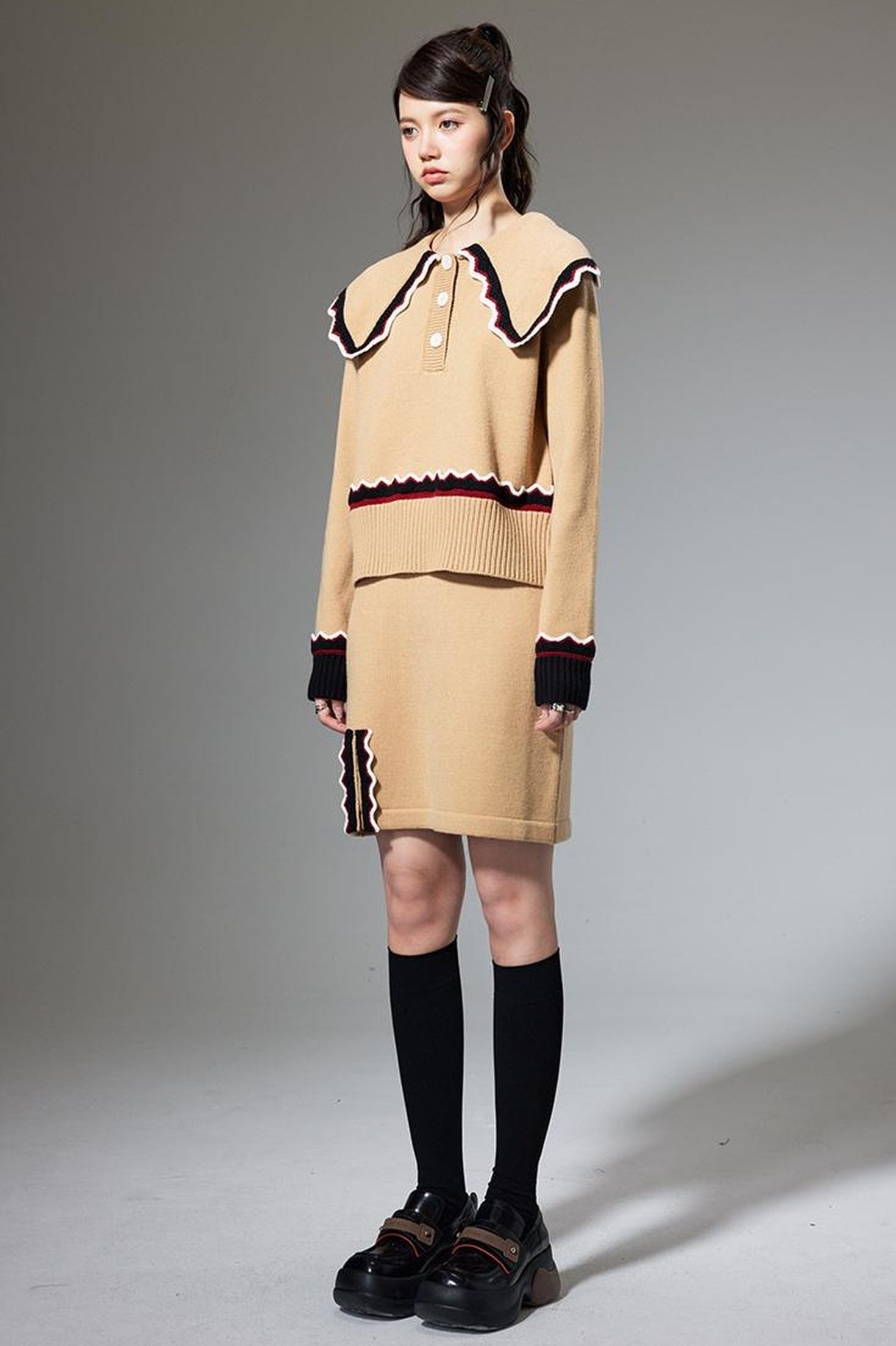 DIDDI MODA Classic Color Block Lace Collar Knit Set