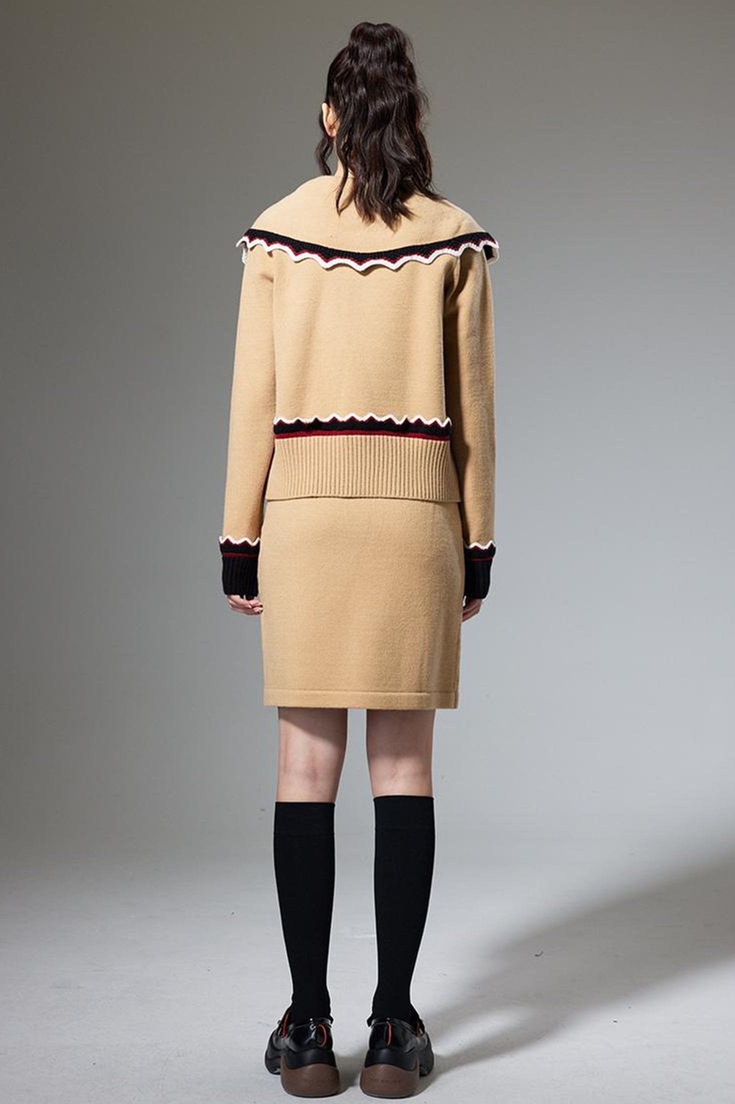 DIDDI MODA Classic Color Block Lace Collar Knit Set