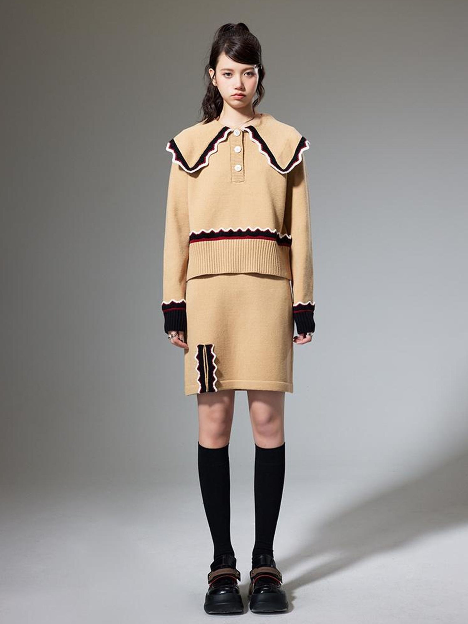 DIDDI MODA Classic Color Block Lace Collar Knit Set
