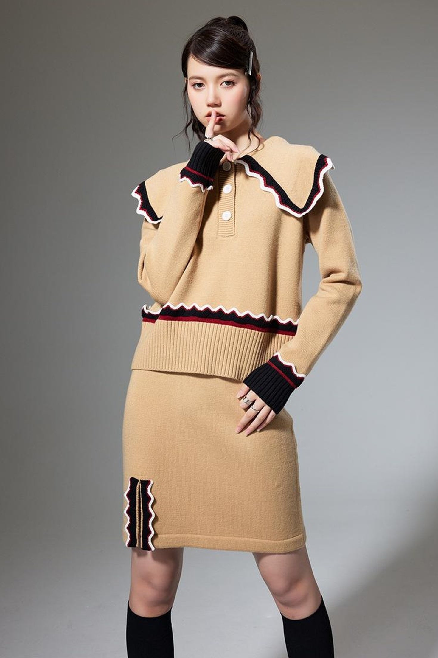 DIDDI MODA Classic Color Block Lace Collar Knit Set