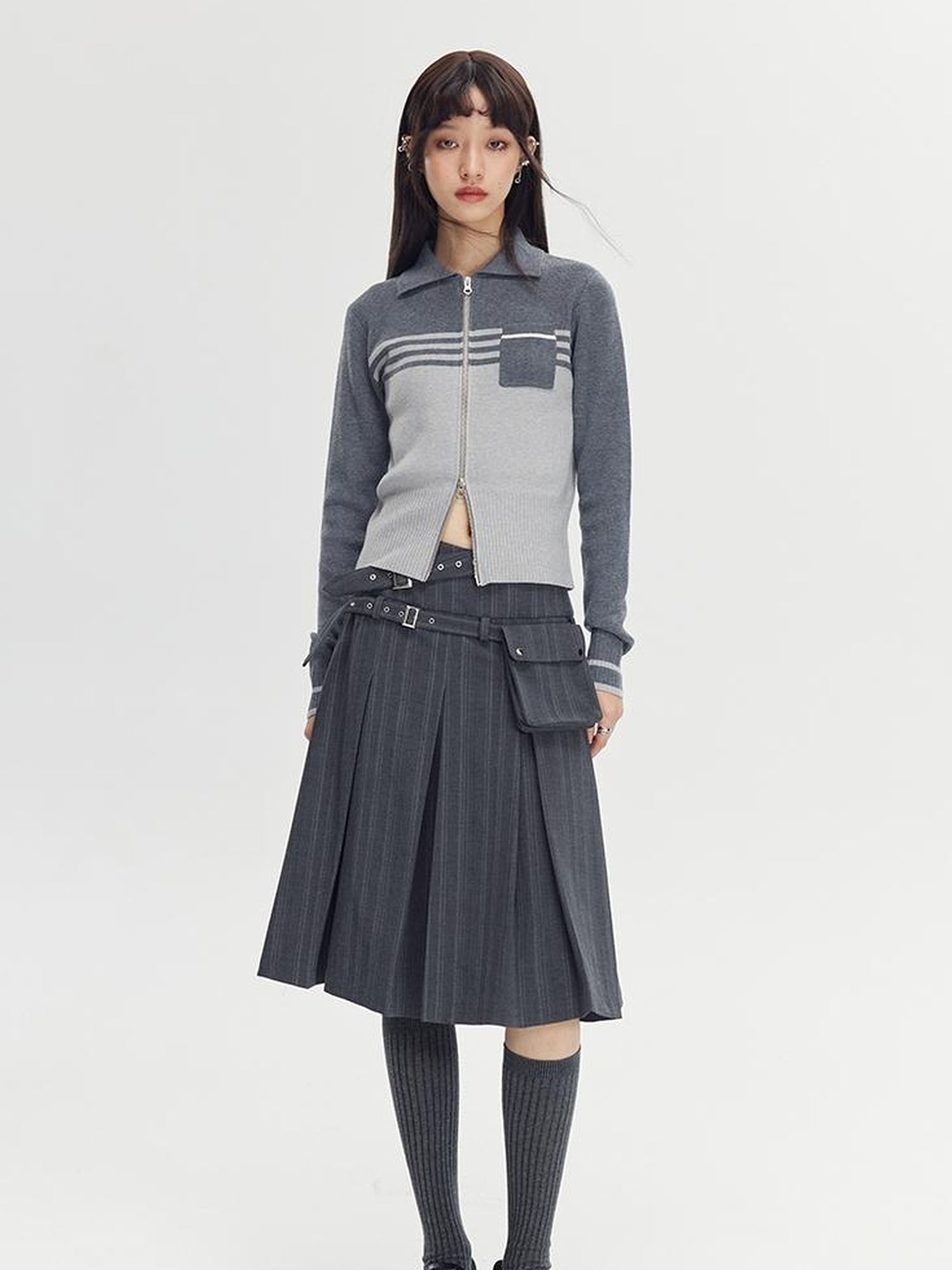 DIDDI MODA Classic Varsity Pleated Skirt With Dual Belts