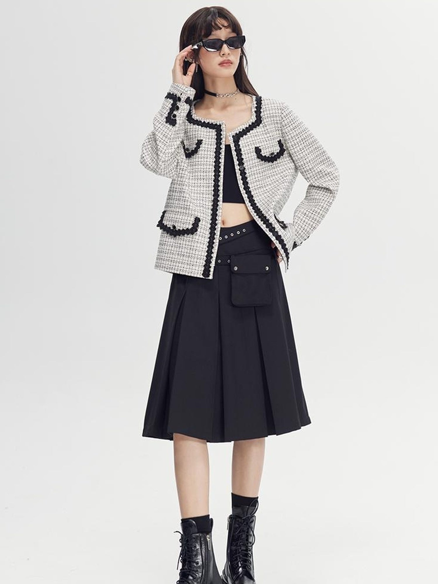 DIDDI MODA Classic Varsity Pleated Skirt With Dual Belts
