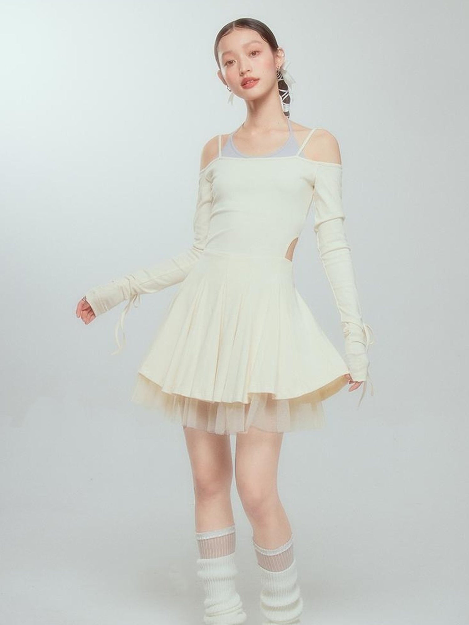 DIDDI MODA Colorblock Halter Ballet Dress With Lace Up Cutout Detail