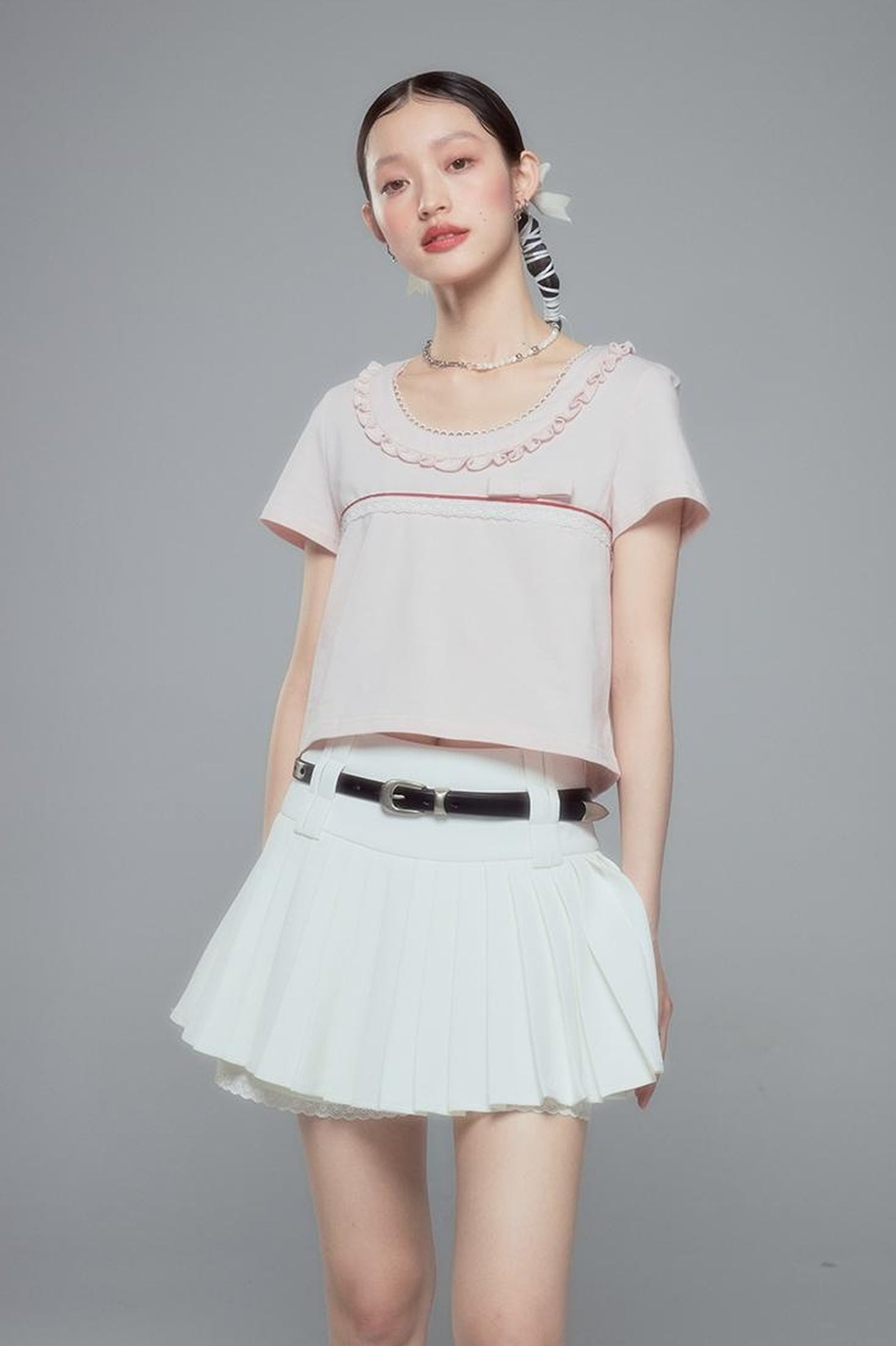 DIDDI MODA Colorblock Lace Collar Knit Crop Tee