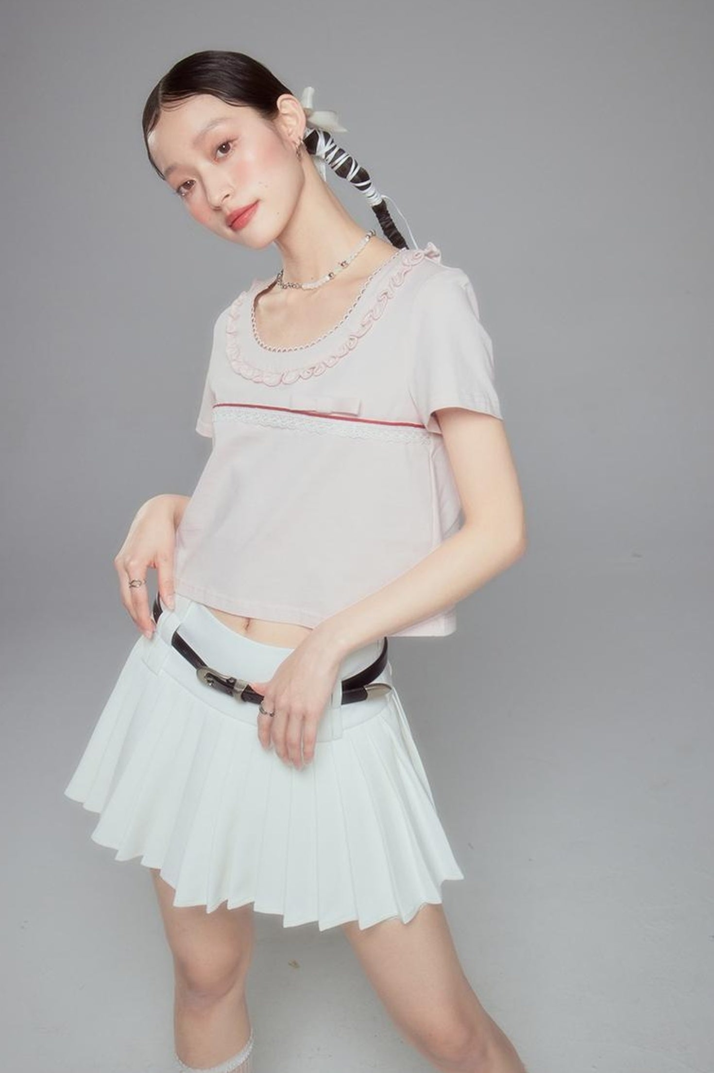 DIDDI MODA Colorblock Lace Collar Knit Crop Tee