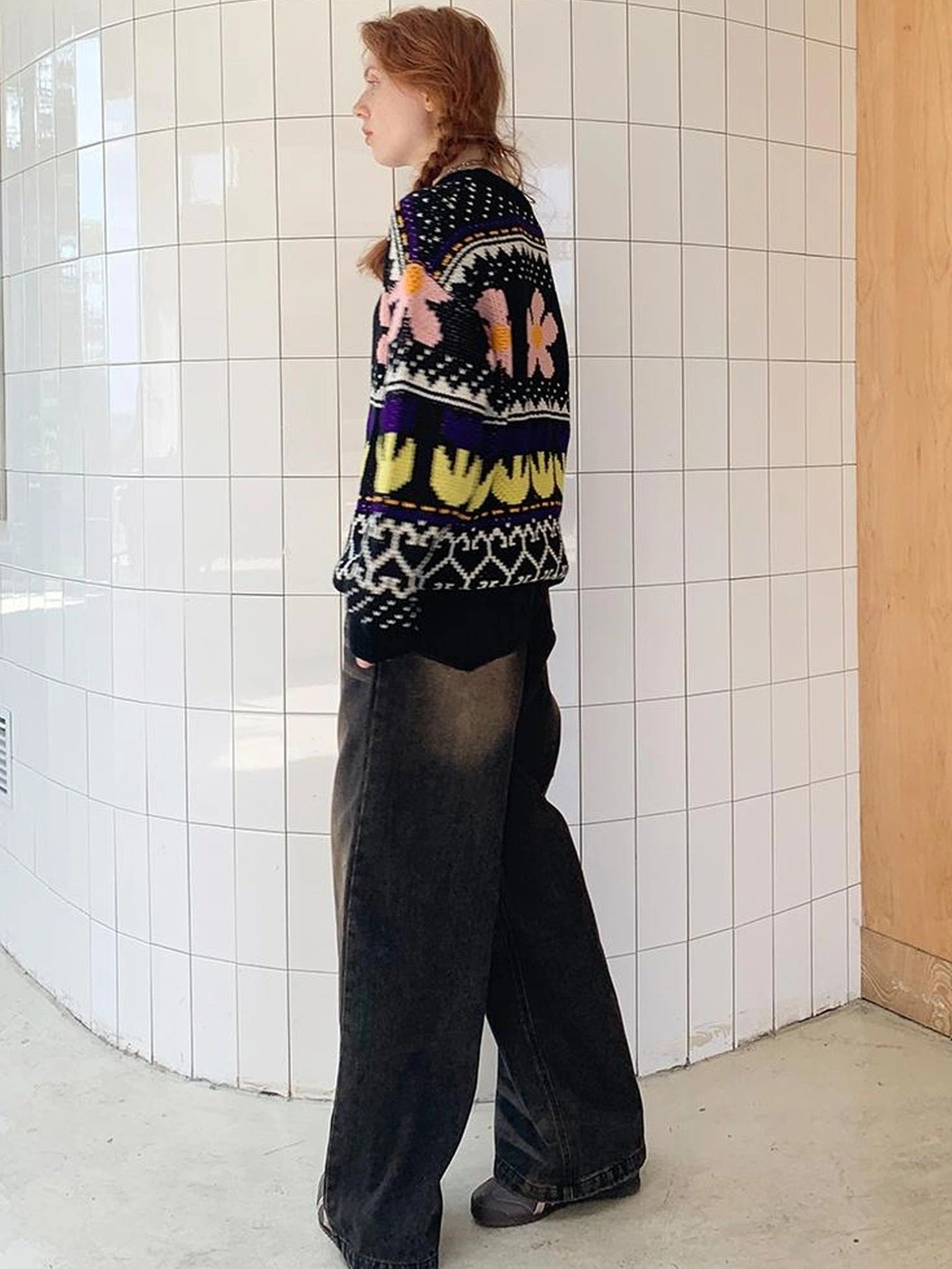 Colorful Floral Jacquard Slim Sweater