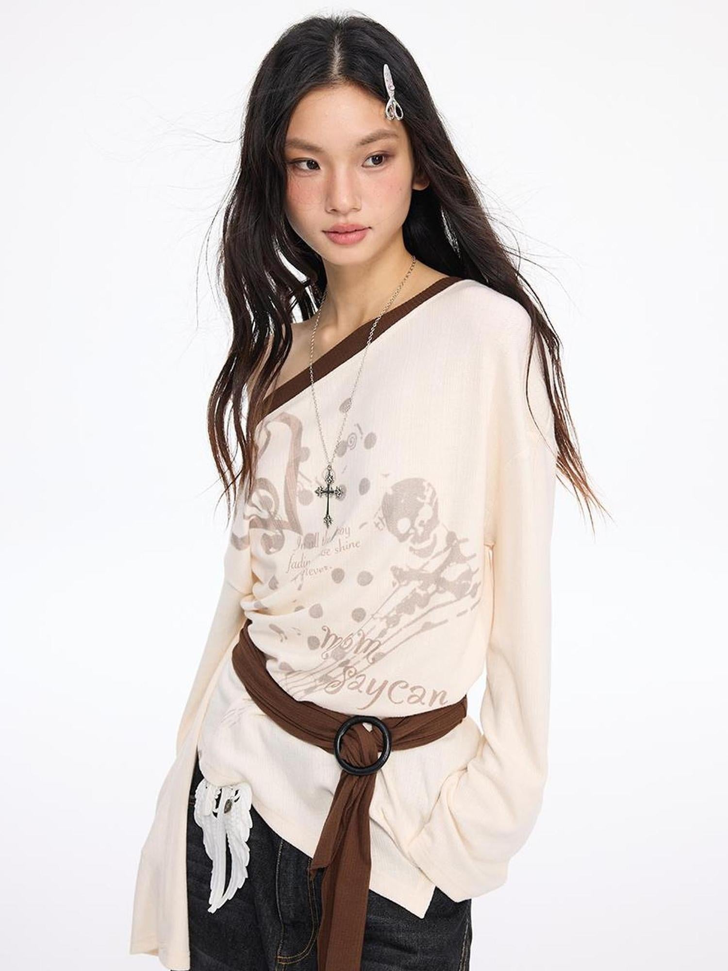 MOMSYCAN FOX LINE Contrast Shoulder Print Tie Front Blouse Vs Wide Neck Relaxed Fall Tee