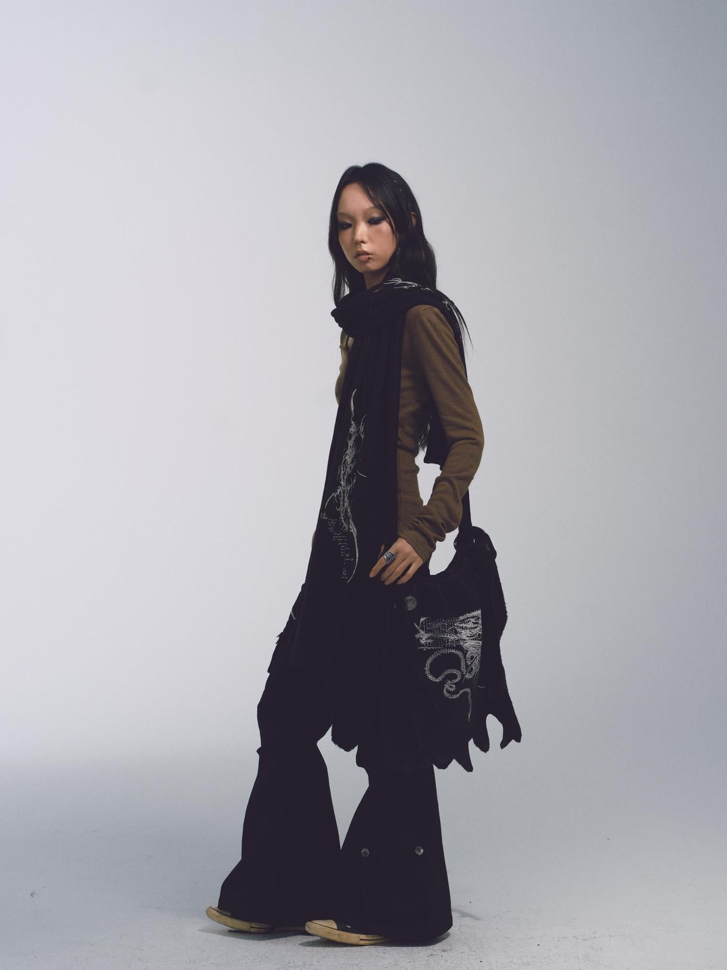 NONAME SPACE Cotton Relaxed Flared Pants With Metal Studs Multi Pockets