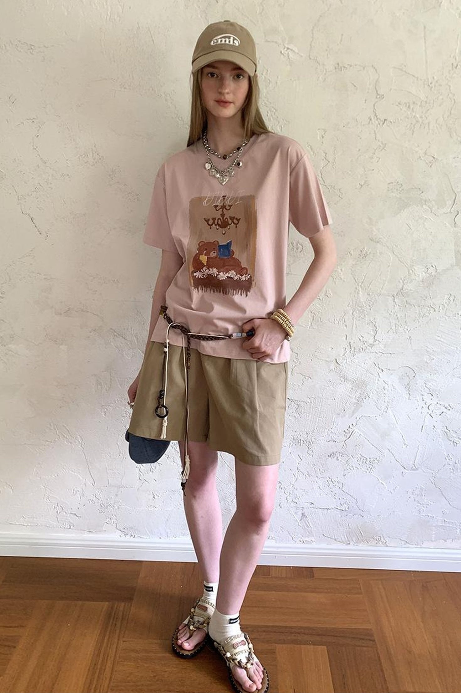 DIDDI MODA Cozy Reading Bear Cotton Tee