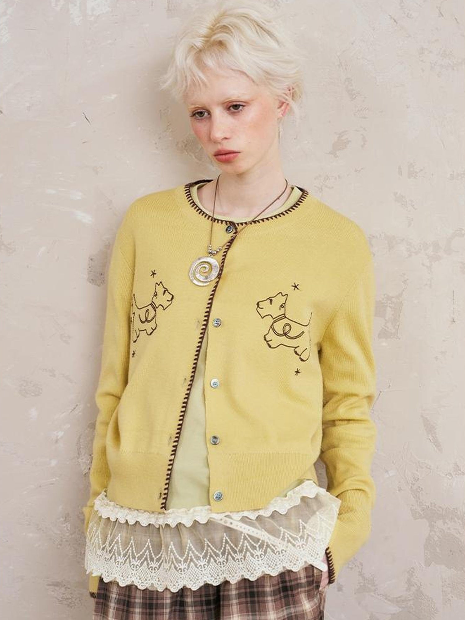 DIDDI MODA Cozy Shell Embroidered Puppy Knit Cardigan