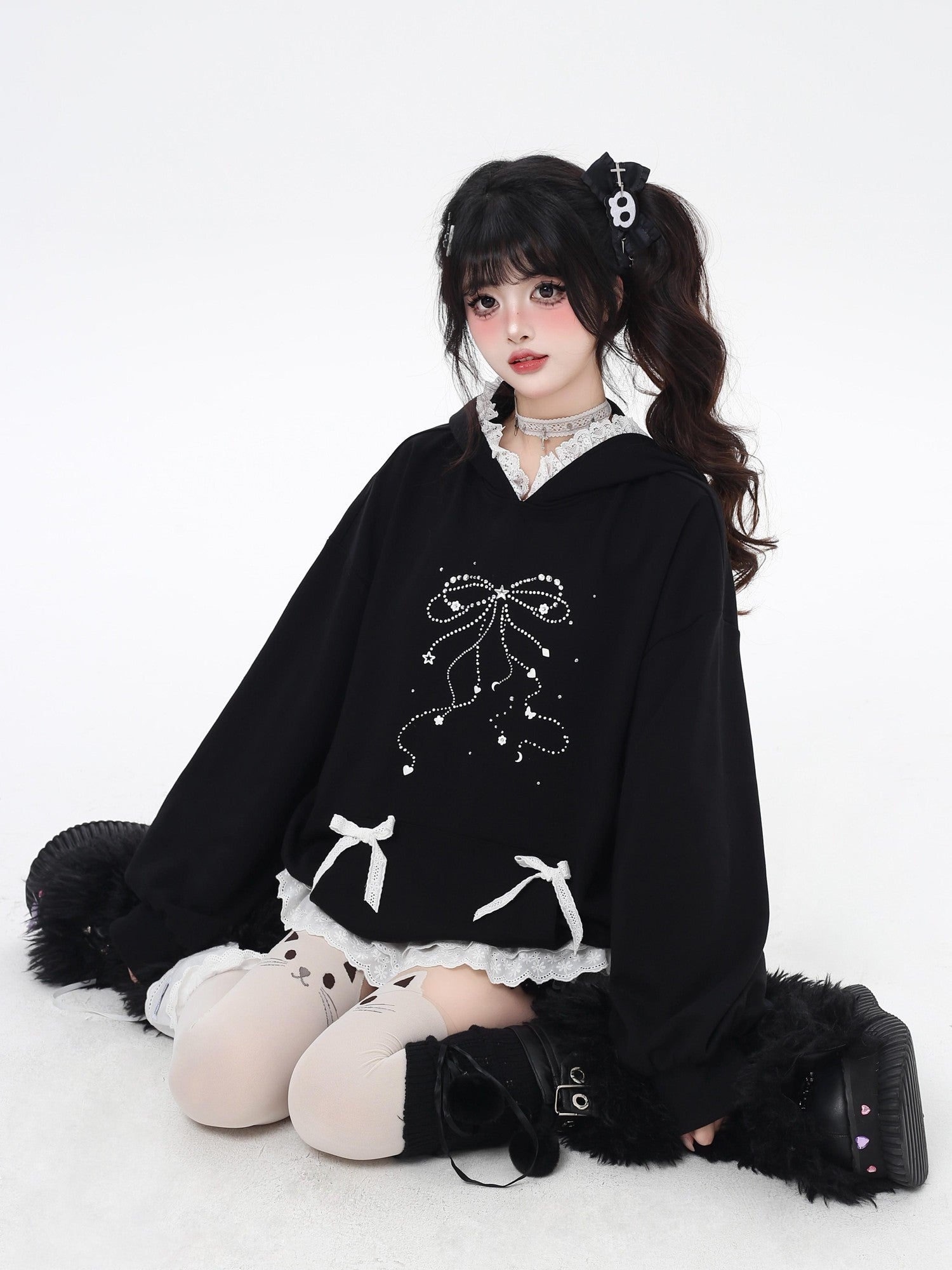 Crazy Girl Bow Rhinestone Lace Cartoon Print Loose Hooded Women&