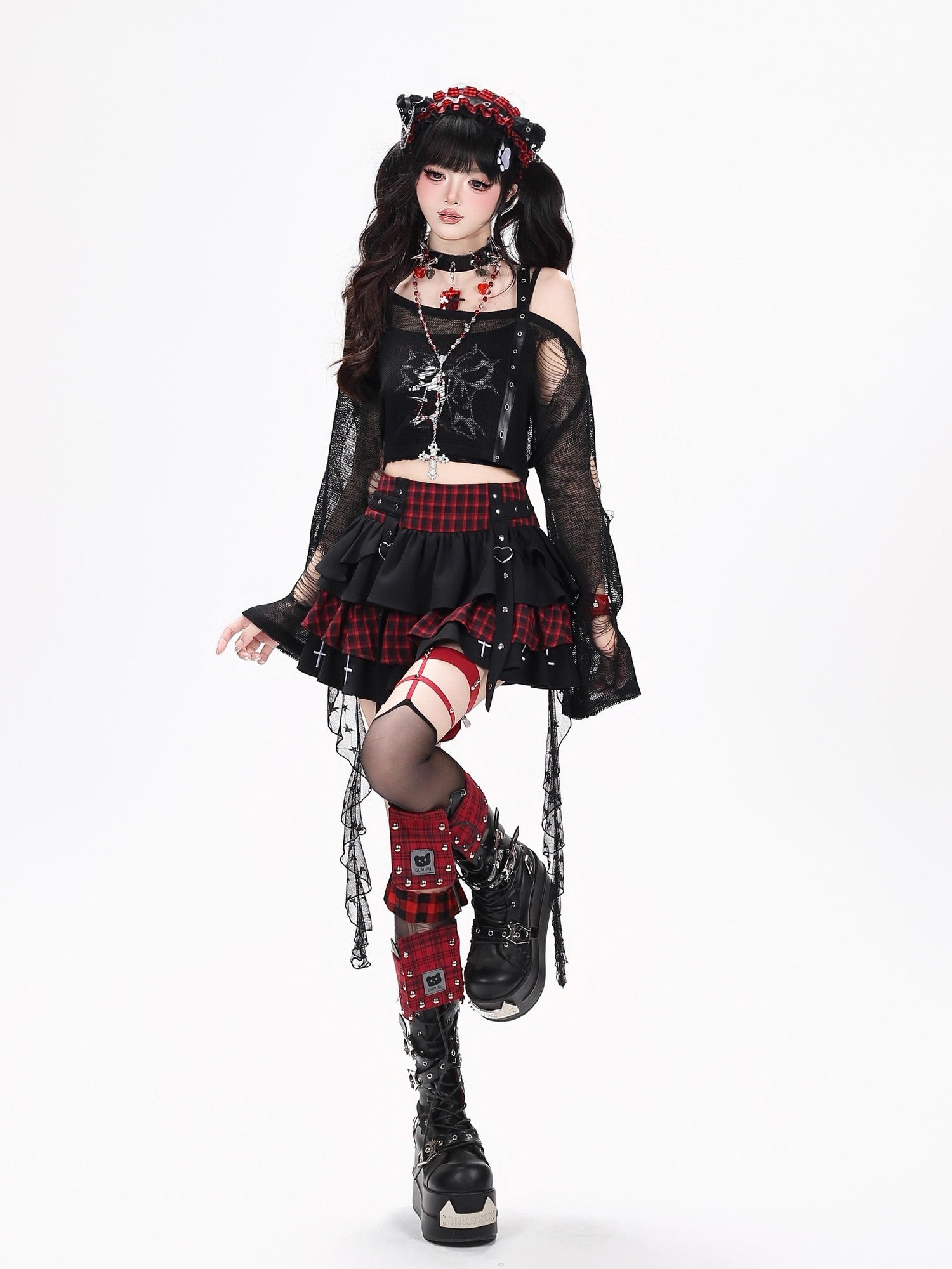 Crazy Girl Distressed Knit Skull Short Cropped Women&