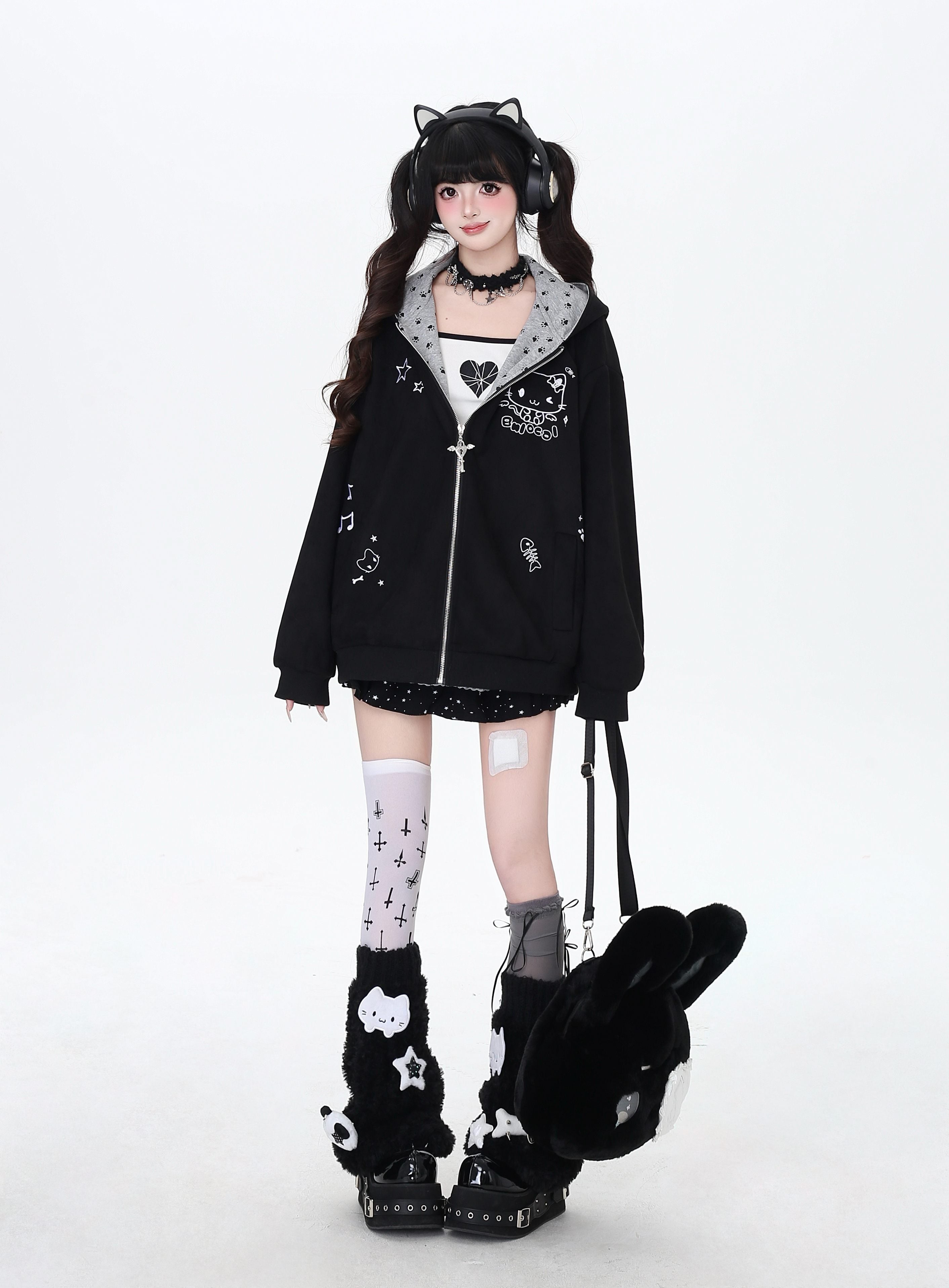 Crazy_Girl_Kitten_Paw_Embroidered_Cat_Ear_Hooded_Women&