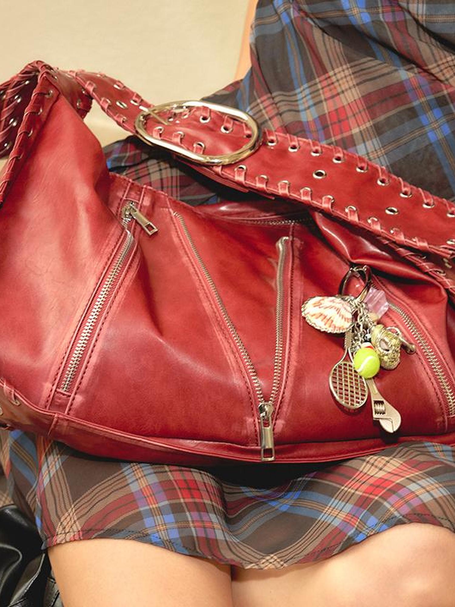 2th Desire Creative Tennis Shell Keychain Unique Bag Charm Accessories