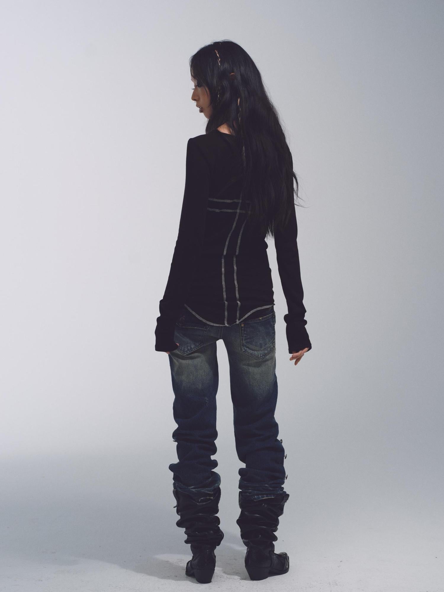 NONAME SPACE Cross Stitch Print Knit Sweater With Skull Buttons And Curved Hem