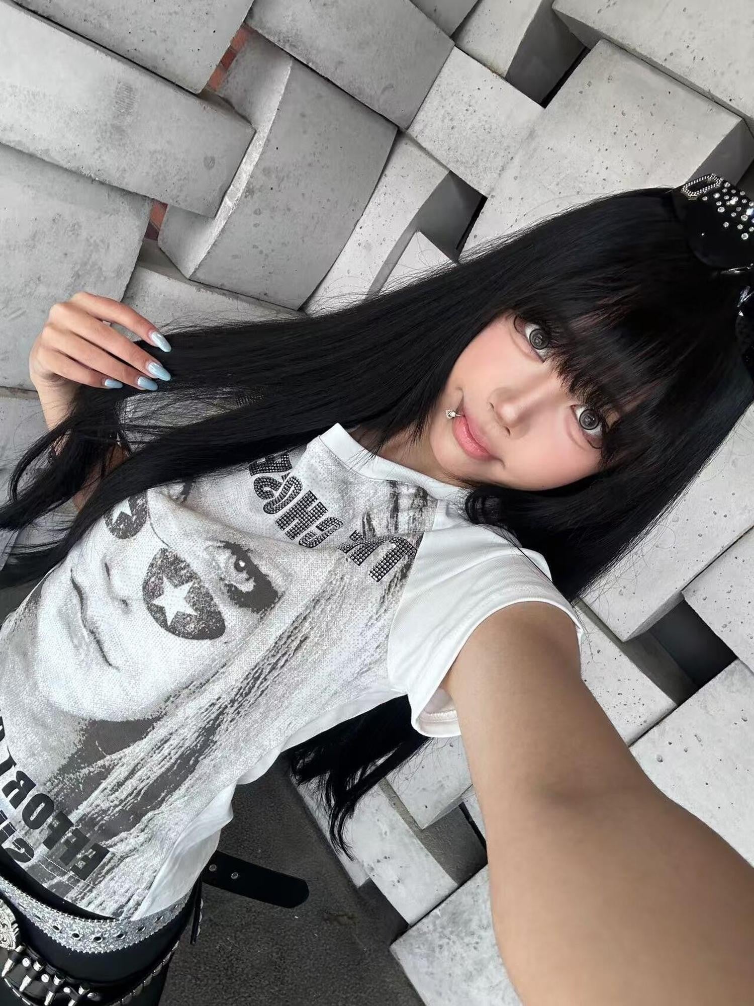 DETW onLine Allover Girl Portrait Punk Rhinestone Print Women&