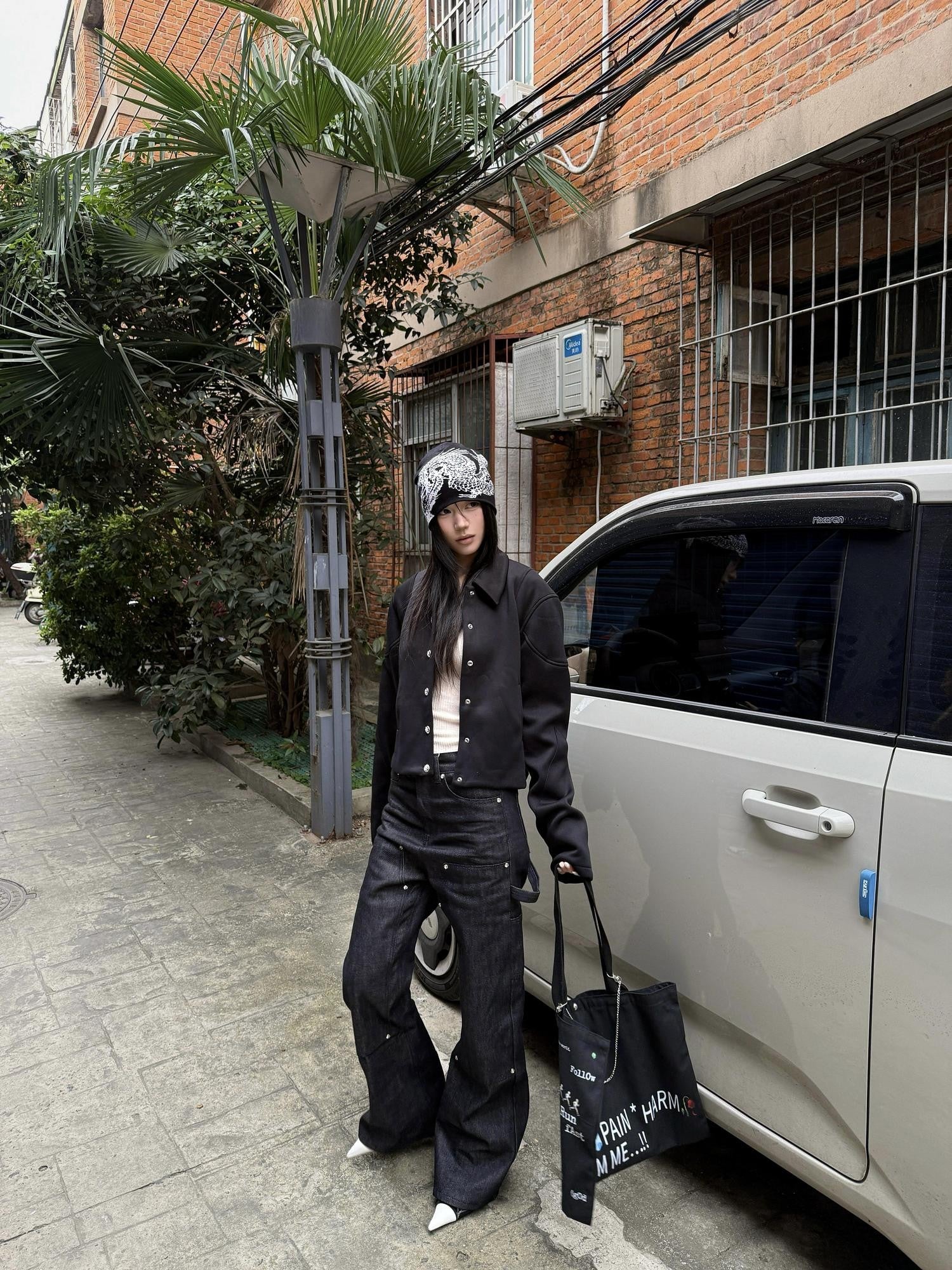 DETW onLine Black Armored Metal Button Palace Lapel Women&