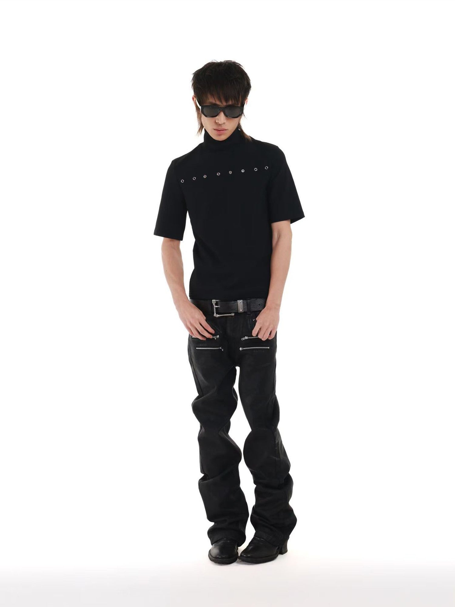 DETW onLine Black Ribbed Cross Heat Print Metal Eyelets Women&