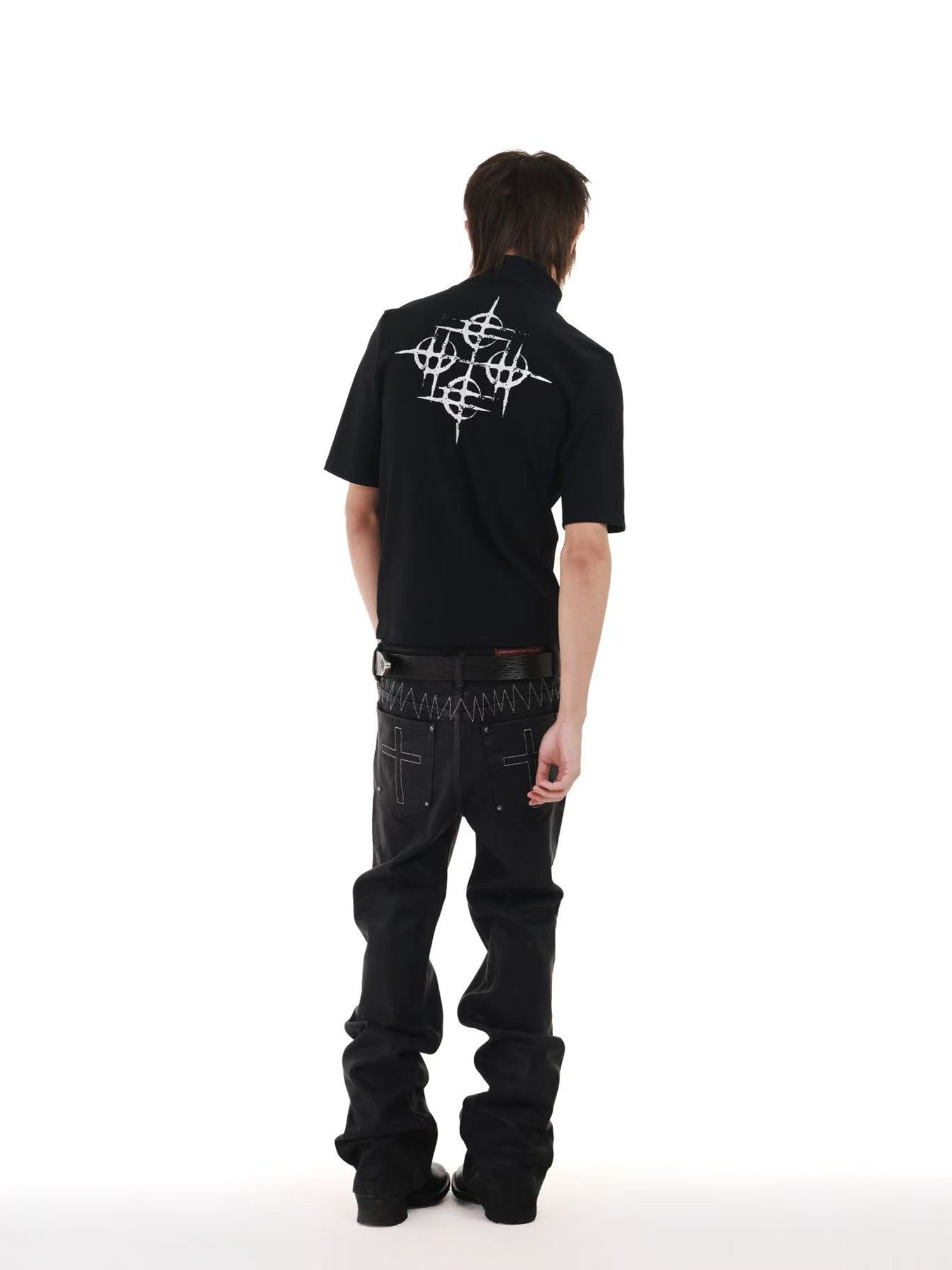 DETW onLine Black Ribbed Cross Heat Print Metal Eyelets Women&