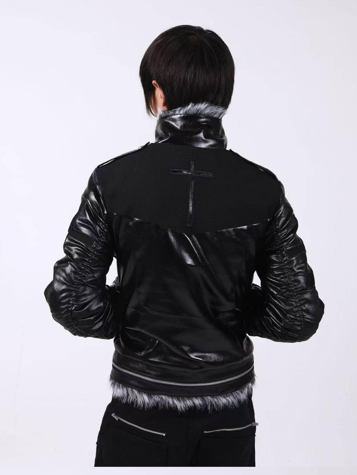 DETW onLine Dark Knight Cross Washed Wax Faux Fur Collar Women&