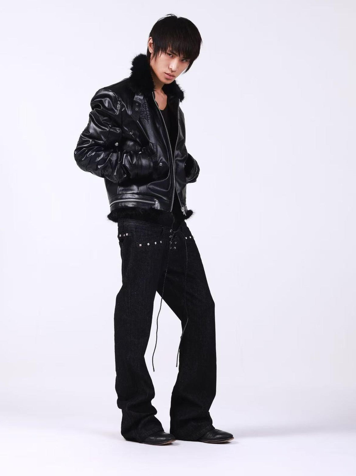 DETW onLine Embroidered Patchwork Fur Bomber Metal Hardware Women&