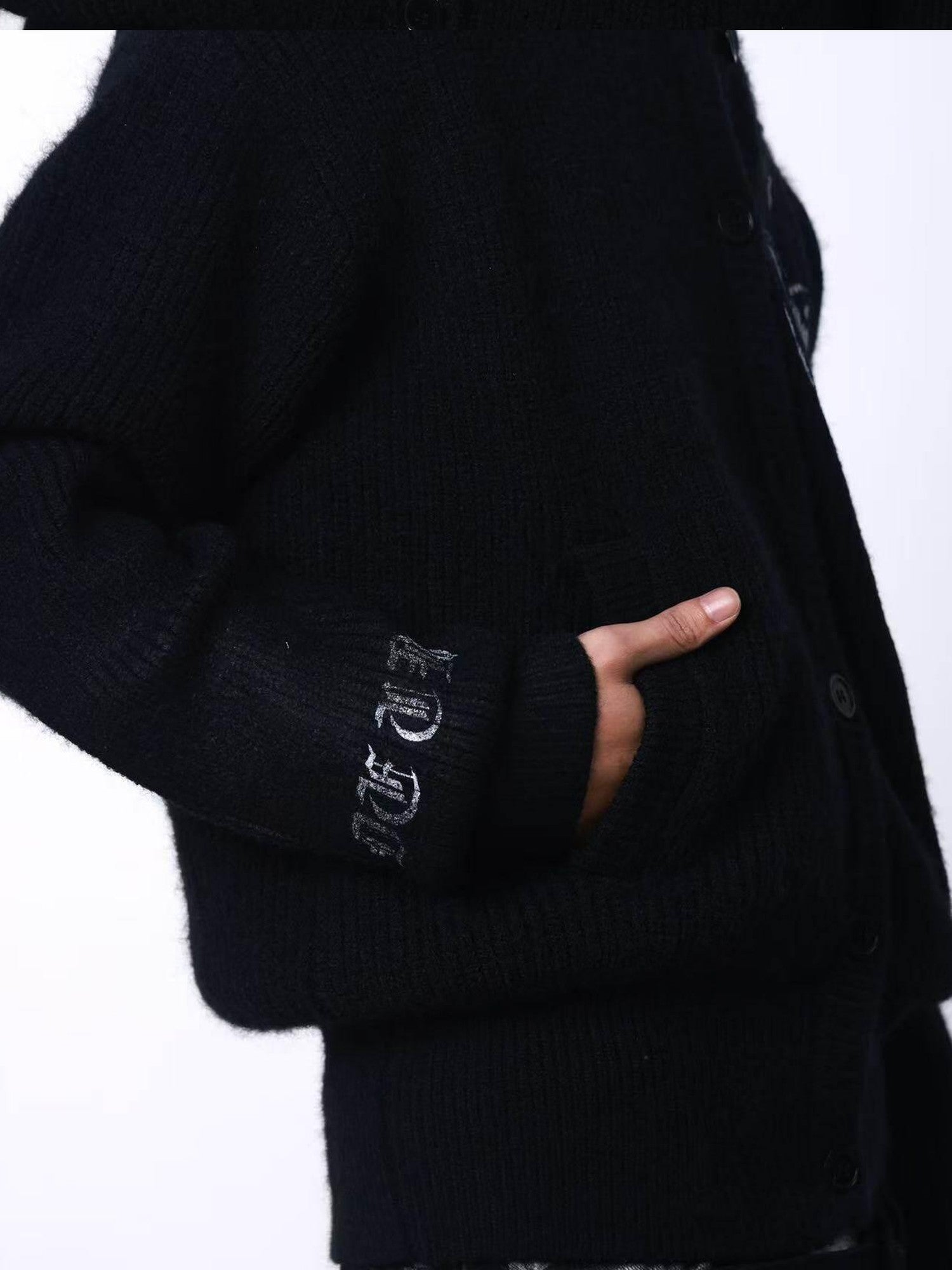 DETW onLine Heart Lock Cartoon Print Chunky Knit Women&