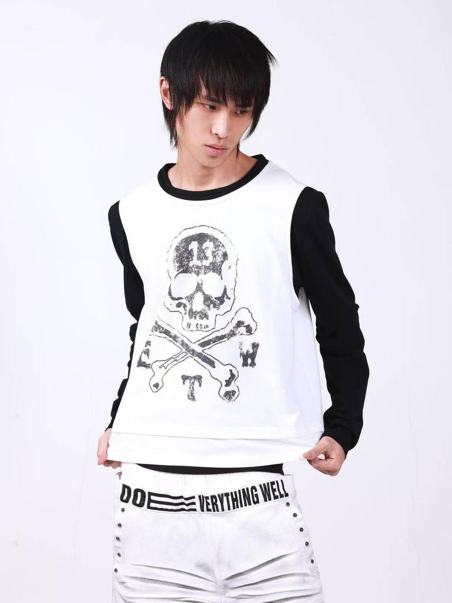 DETW onLine Skull Print Double Neck Contrast Women&