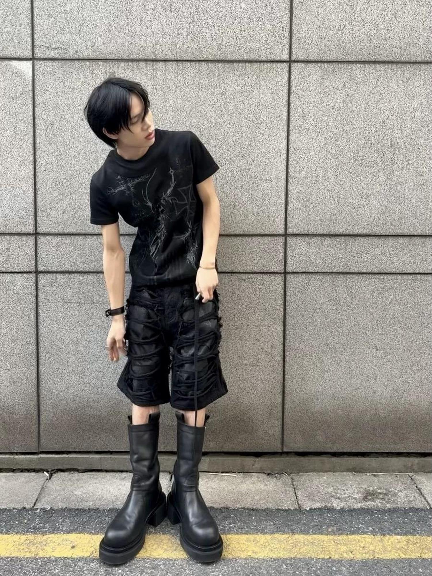 DETW online Double Collar Asymmetrical Tee
