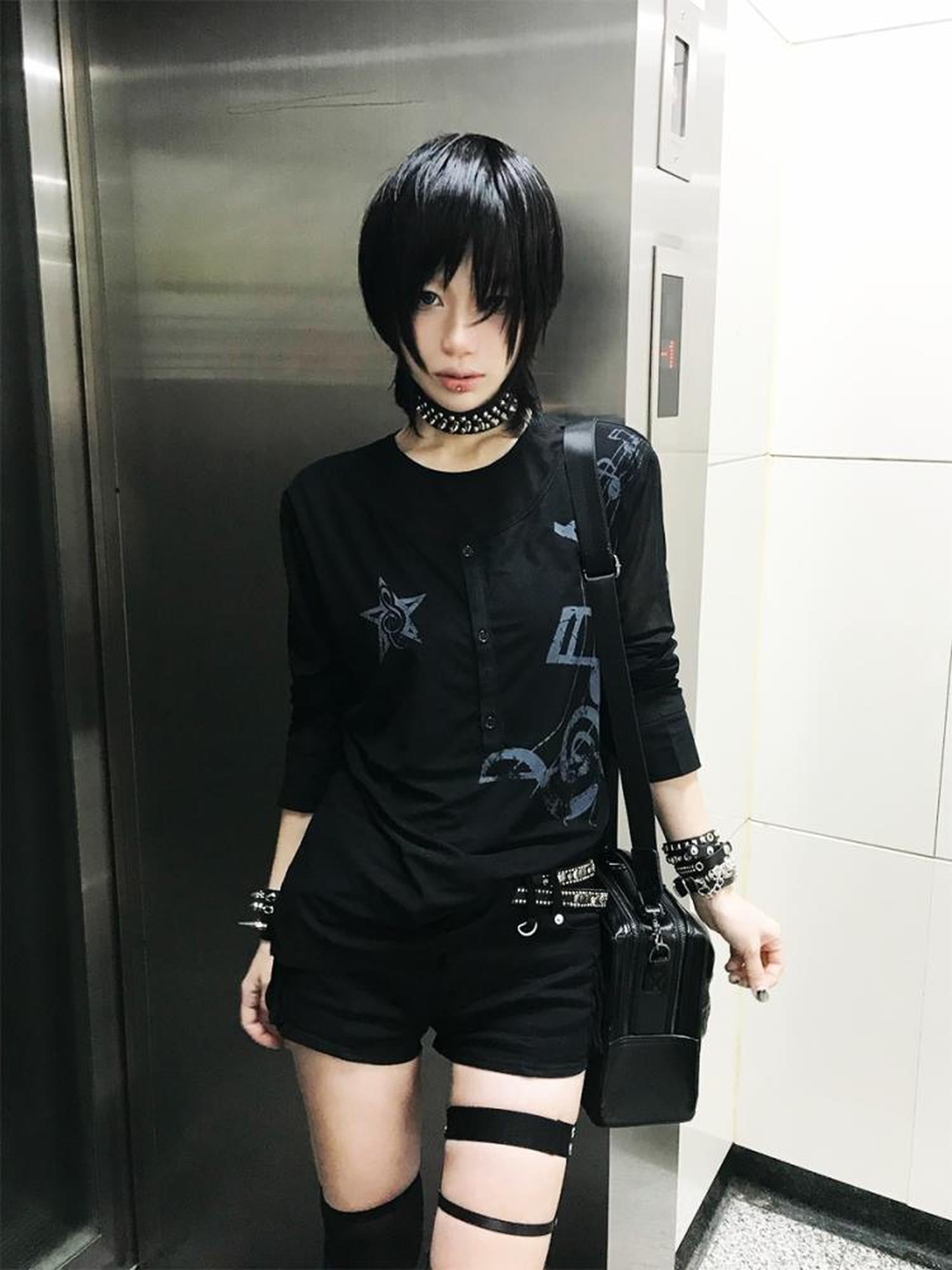 DETW online Double Layer Cuff Note Sheer Slim Fit Tee
