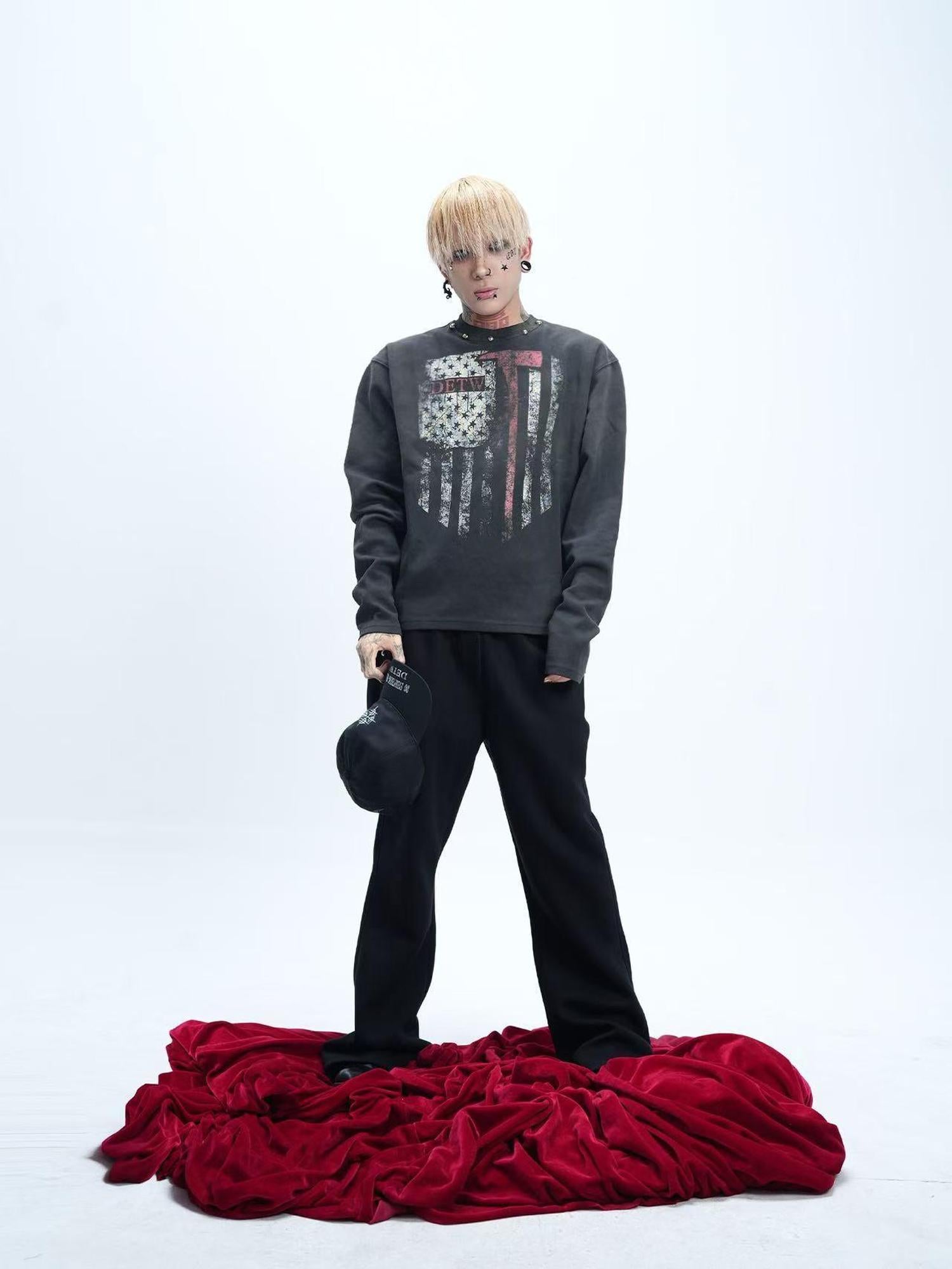 DETW online Vintage Washed Dark Blood Axe Studded Long Sleeve