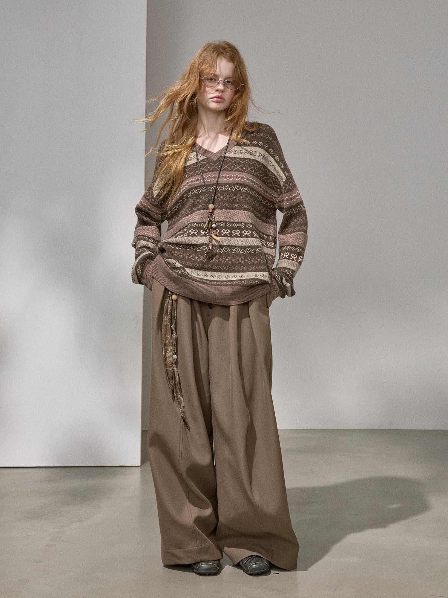 DIDDI MODA Brown Jacquard V-neck Loose Pullover Women&