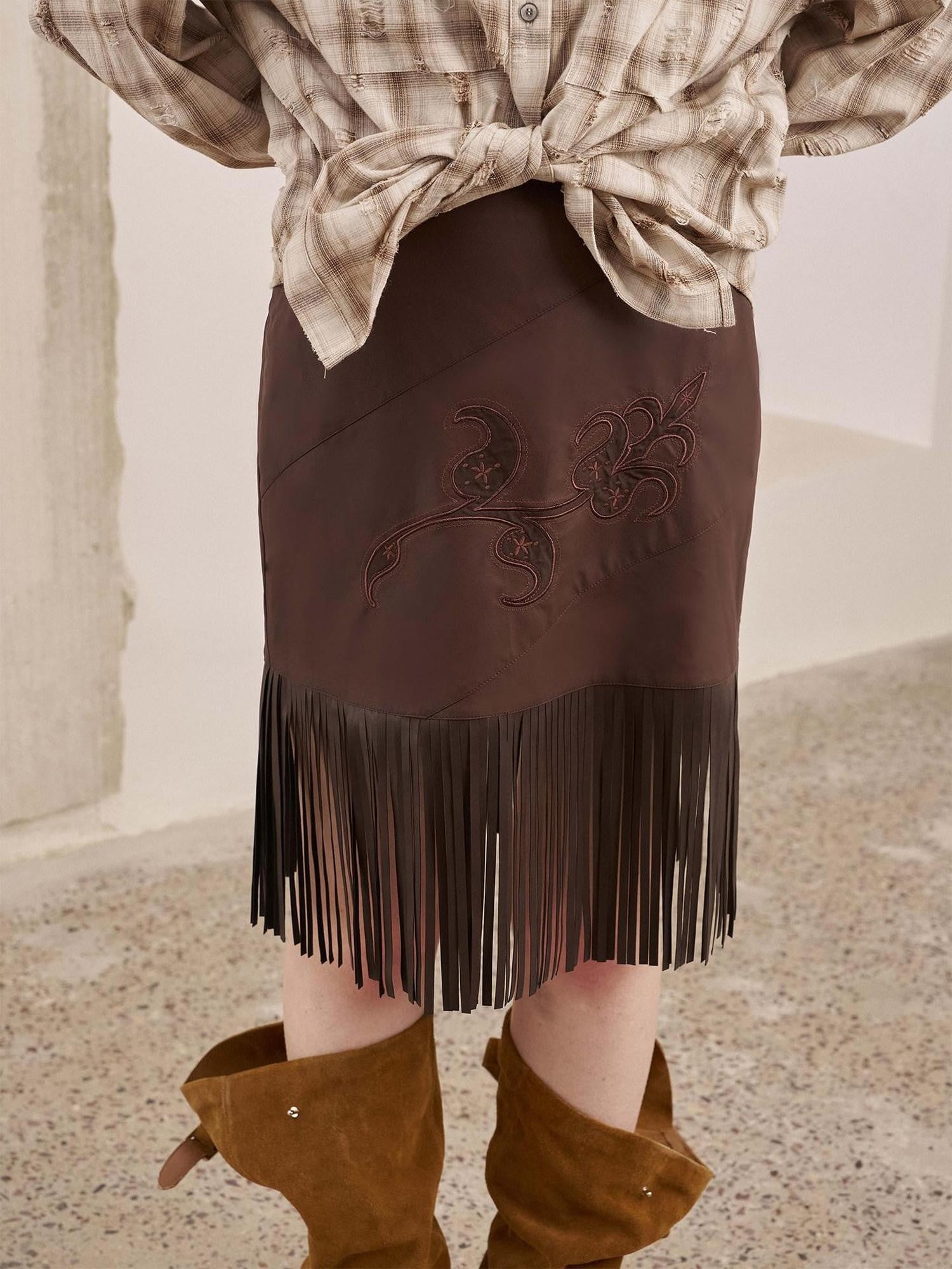DIDDI MODA Brown Patch Embroidered Tassel Straight Mid Waist Women&