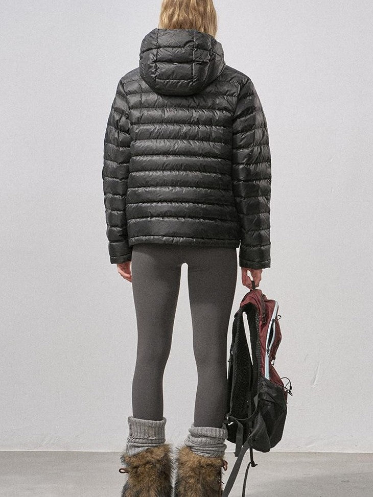 DIDDI MODA Ribbed Quilted Hooded Zipper Short Thin Women&