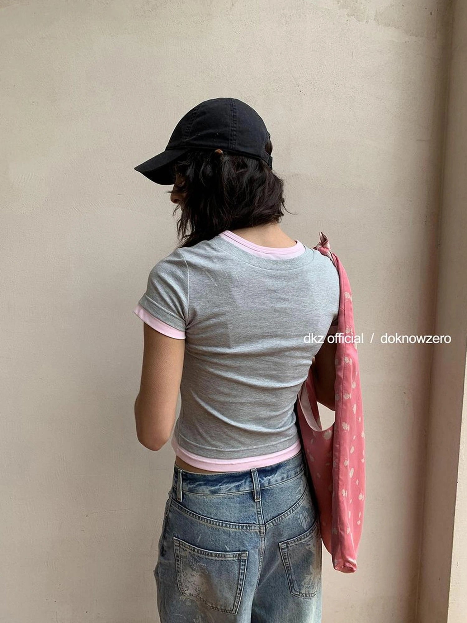 DKZ OFFICIAL 100 Percent Cotton Contrast Panel Slim Fit T-shirt