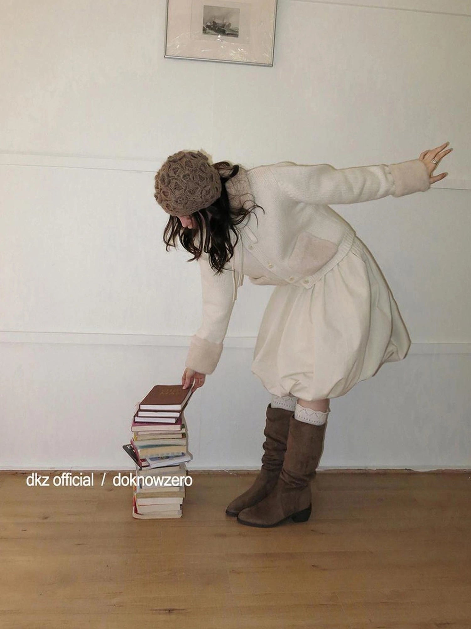 DKZ OFFICIAL A Line Apricot Waist Flaring Midi Skirt