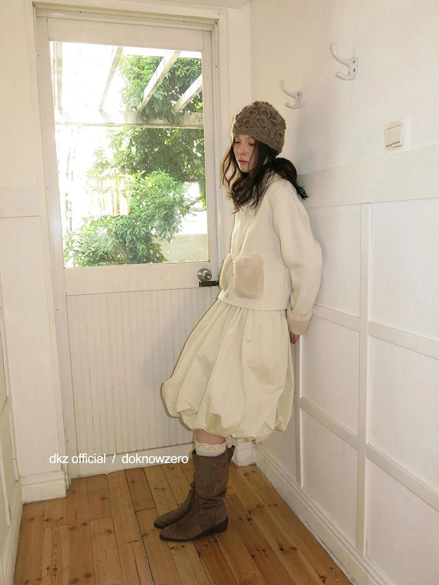 DKZ OFFICIAL A Line Apricot Waist Flaring Midi Skirt