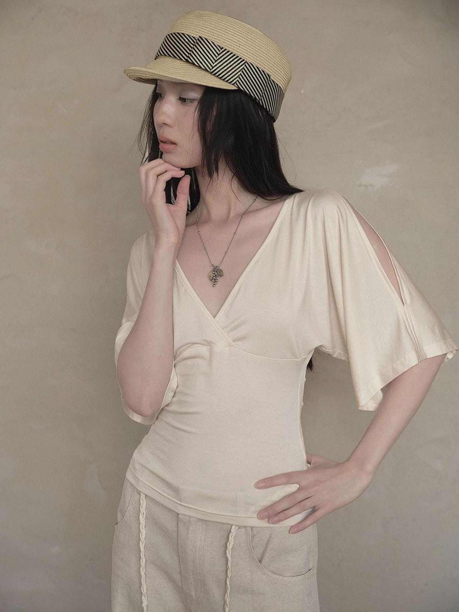 DKZ OFFICIAL Apricot V-neck Cutout Slim Waist Flutter Women&