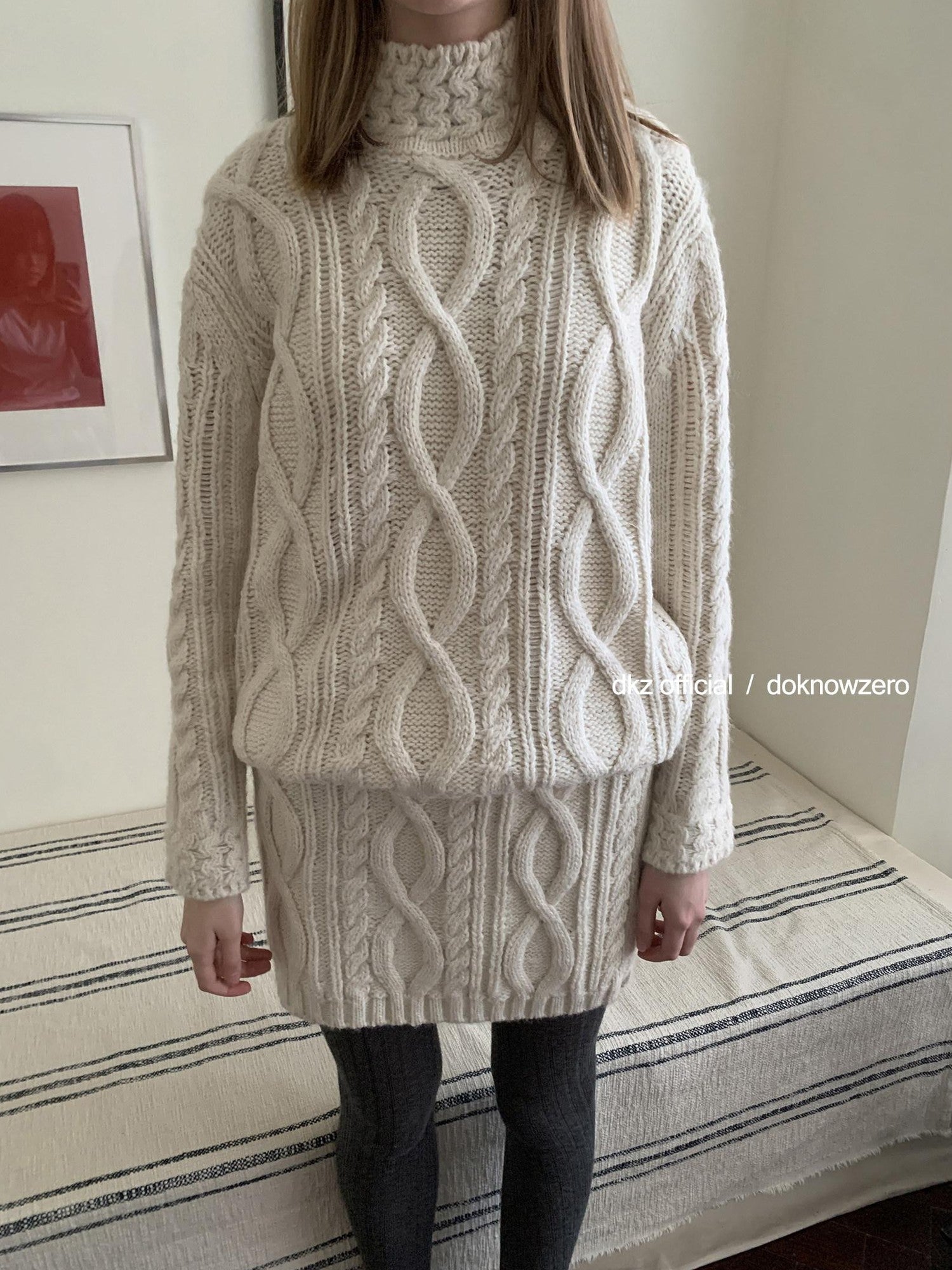 DKZ OFFICIAL Apricot Vintage Turtleneck Women&