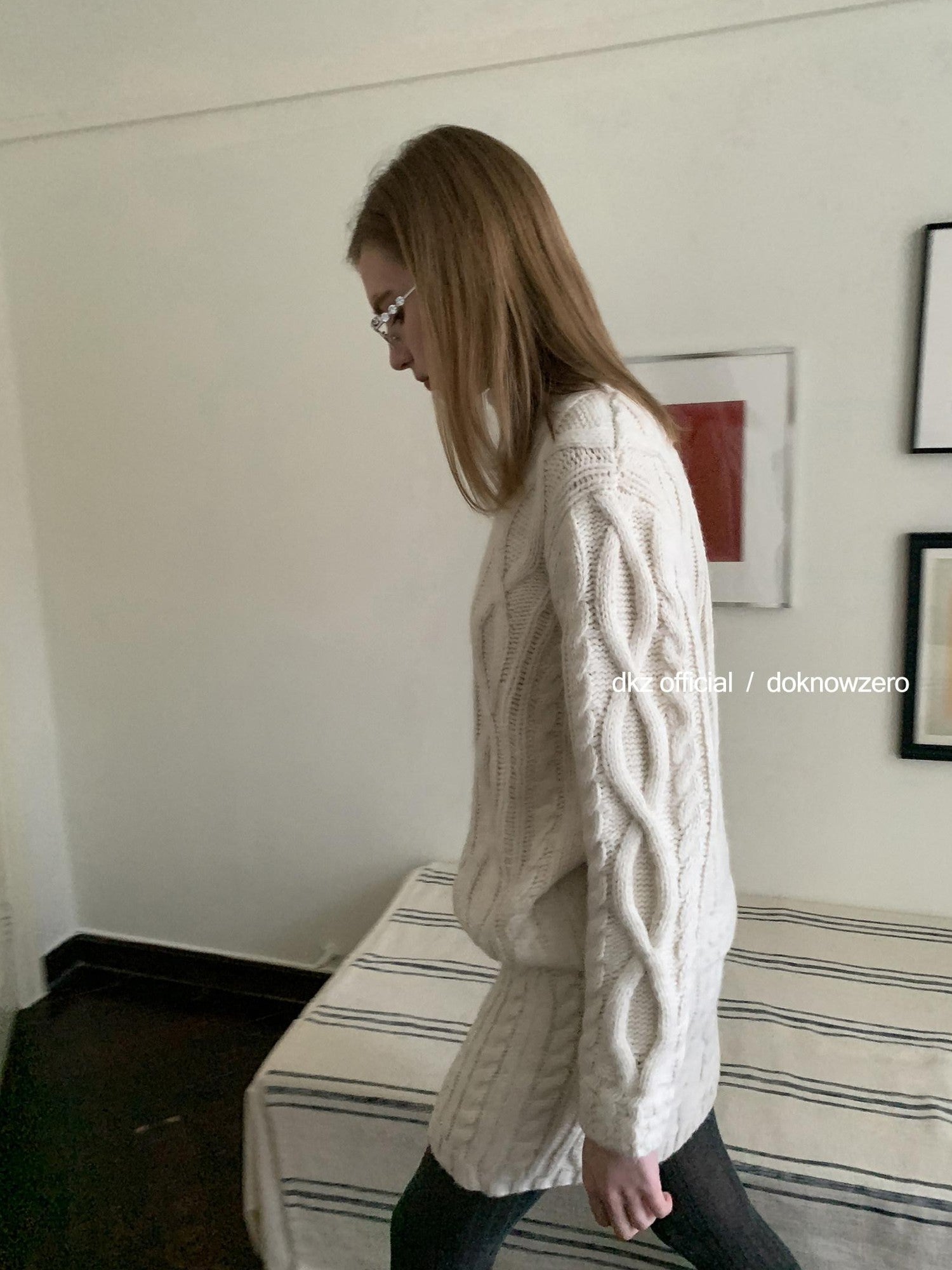 DKZ OFFICIAL Apricot Vintage Turtleneck Women&