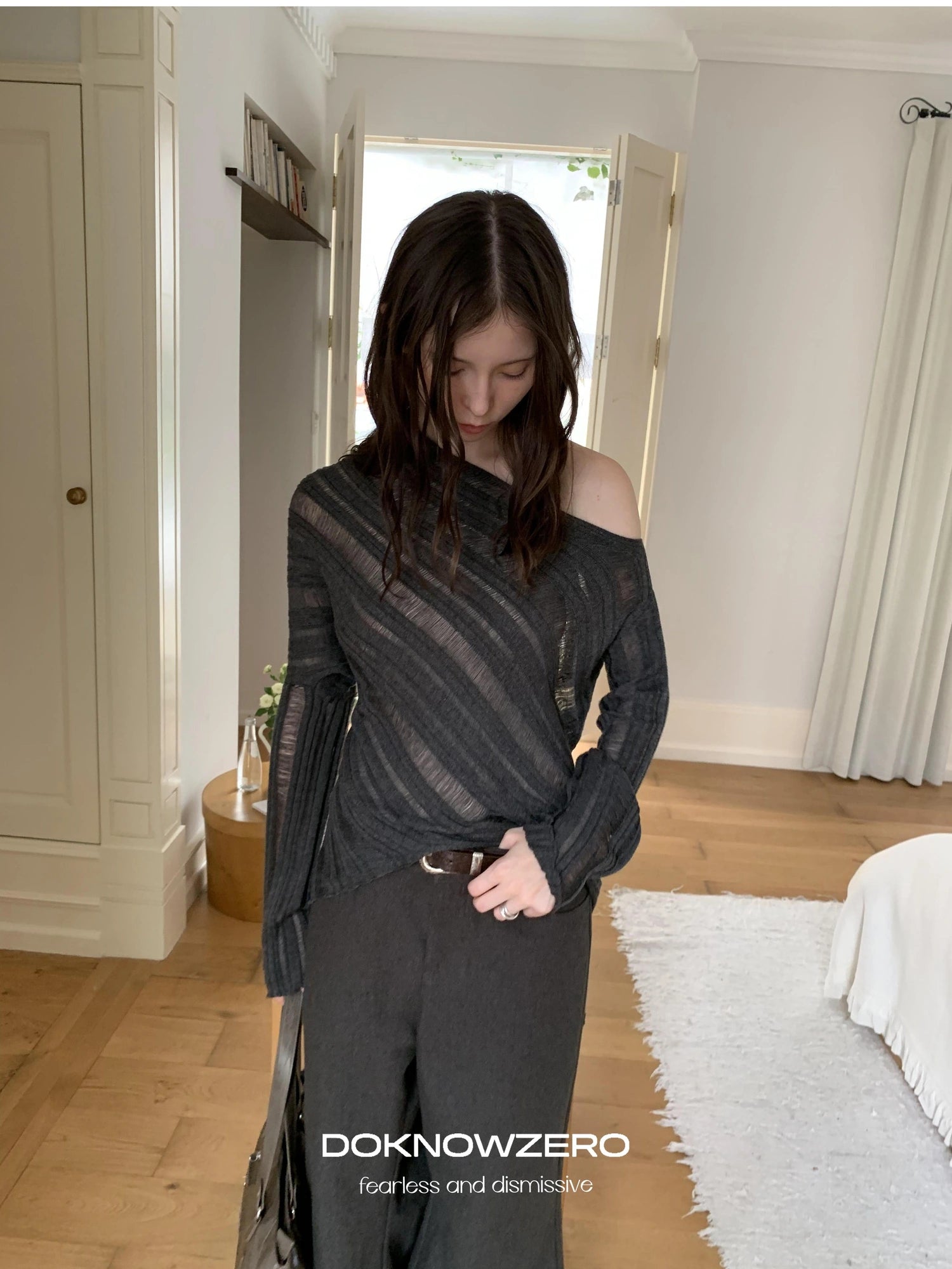 DKZ OFFICIAL Asymmetric Bias Cut Textured Knit Long Sleeve V-neck Top